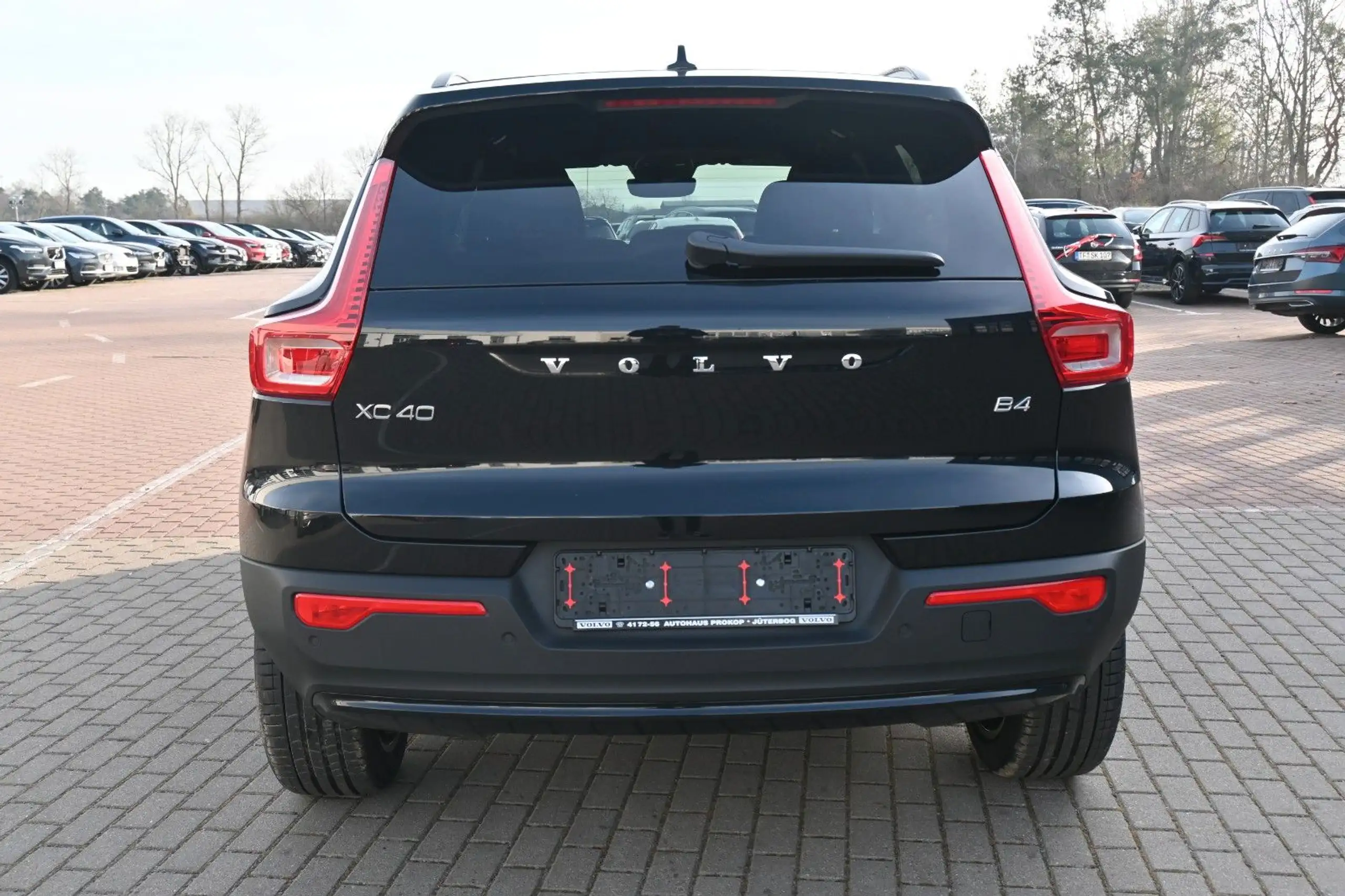 Volvo - XC40