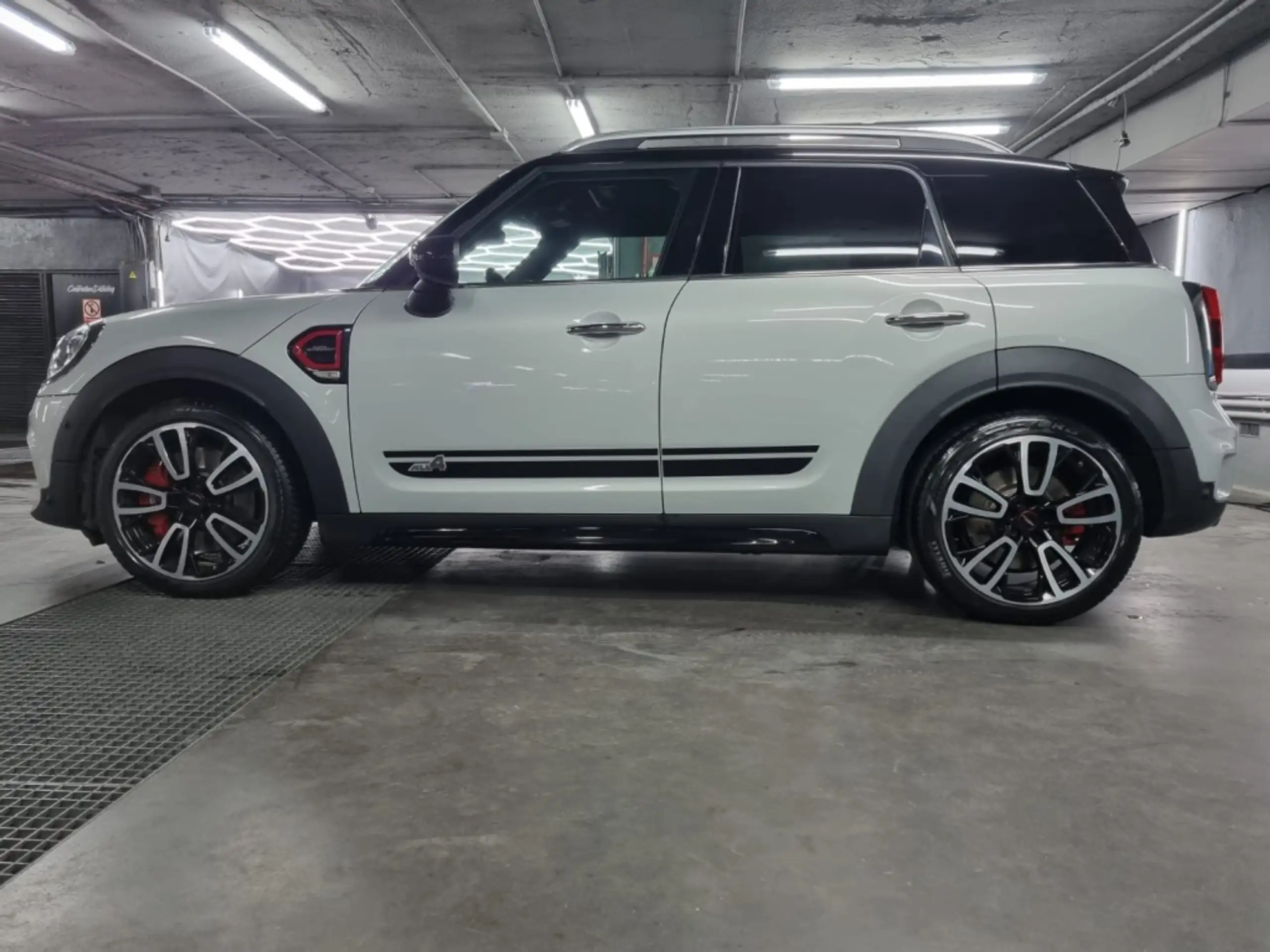 MINI - John Cooper Works Countryman