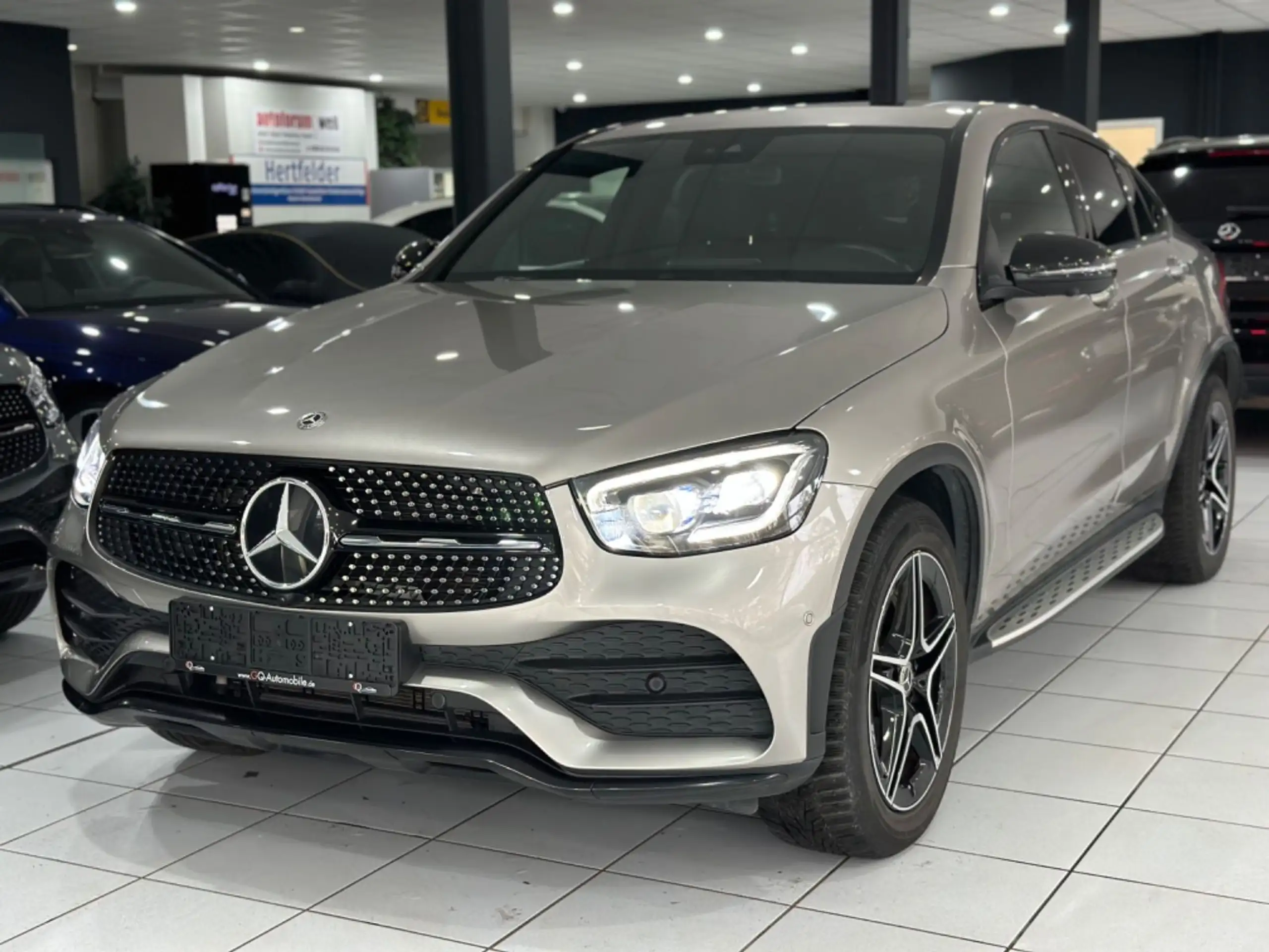 Mercedes-Benz - GLC 300