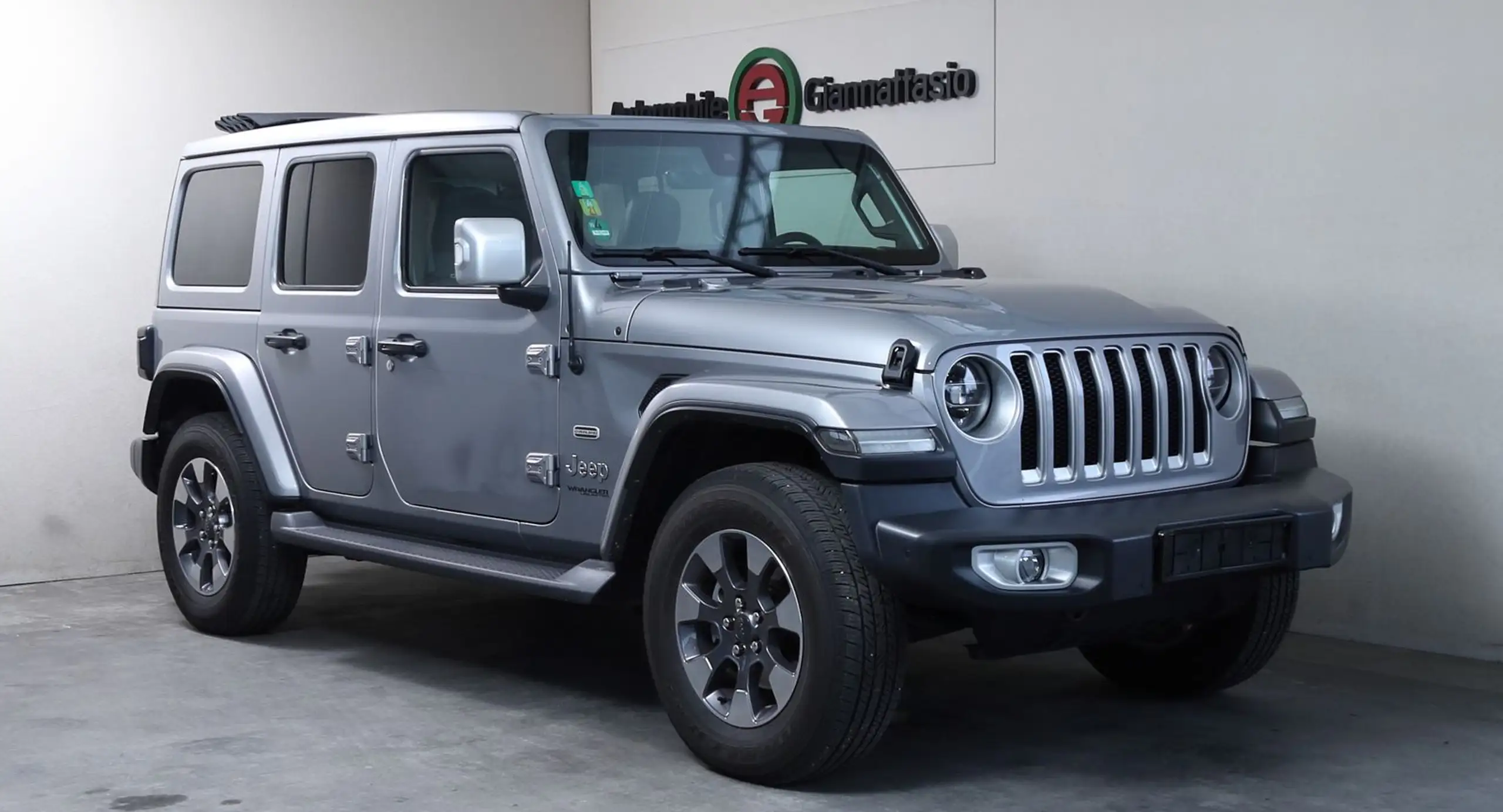 Jeep - Wrangler