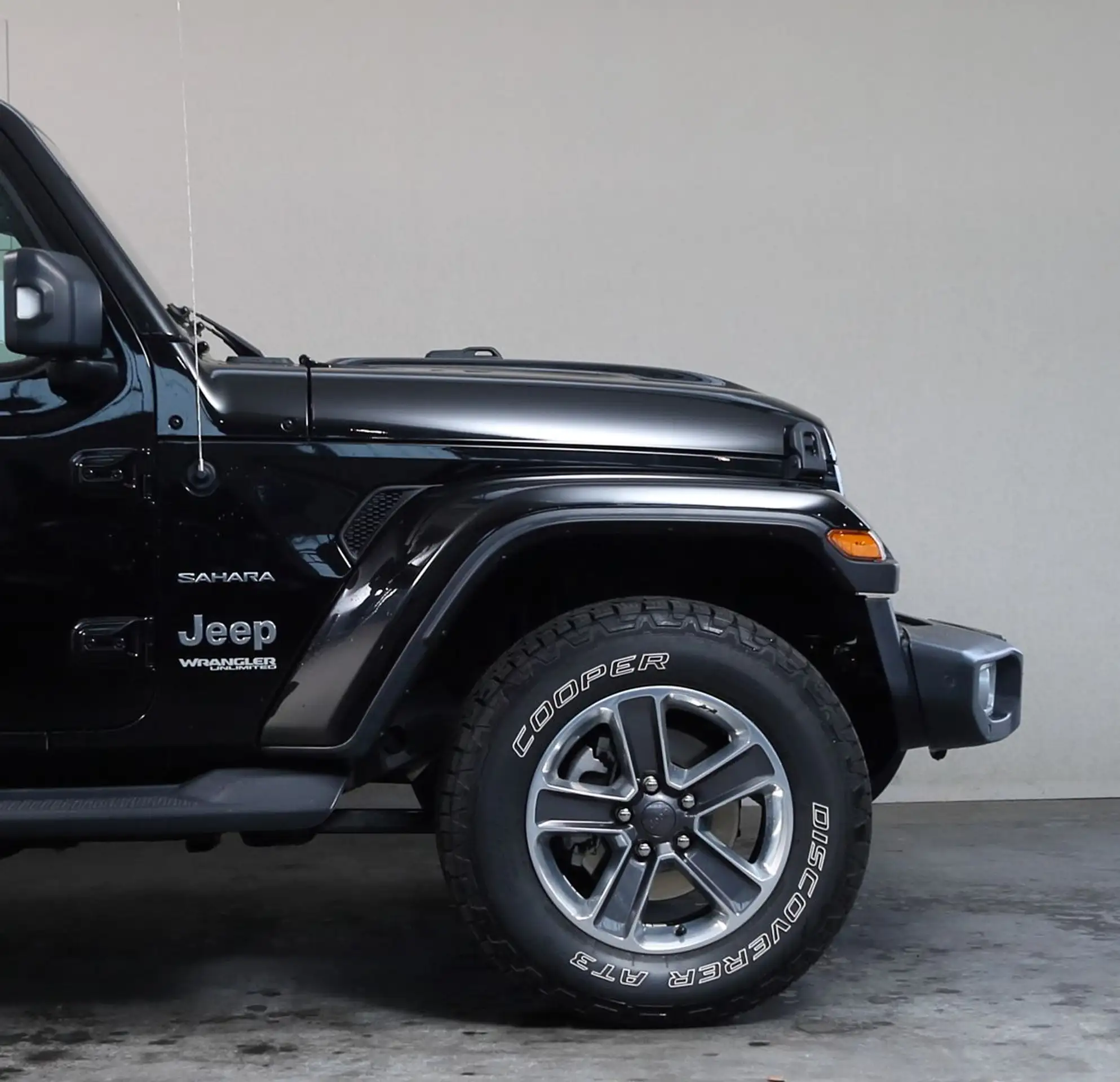 Jeep - Wrangler