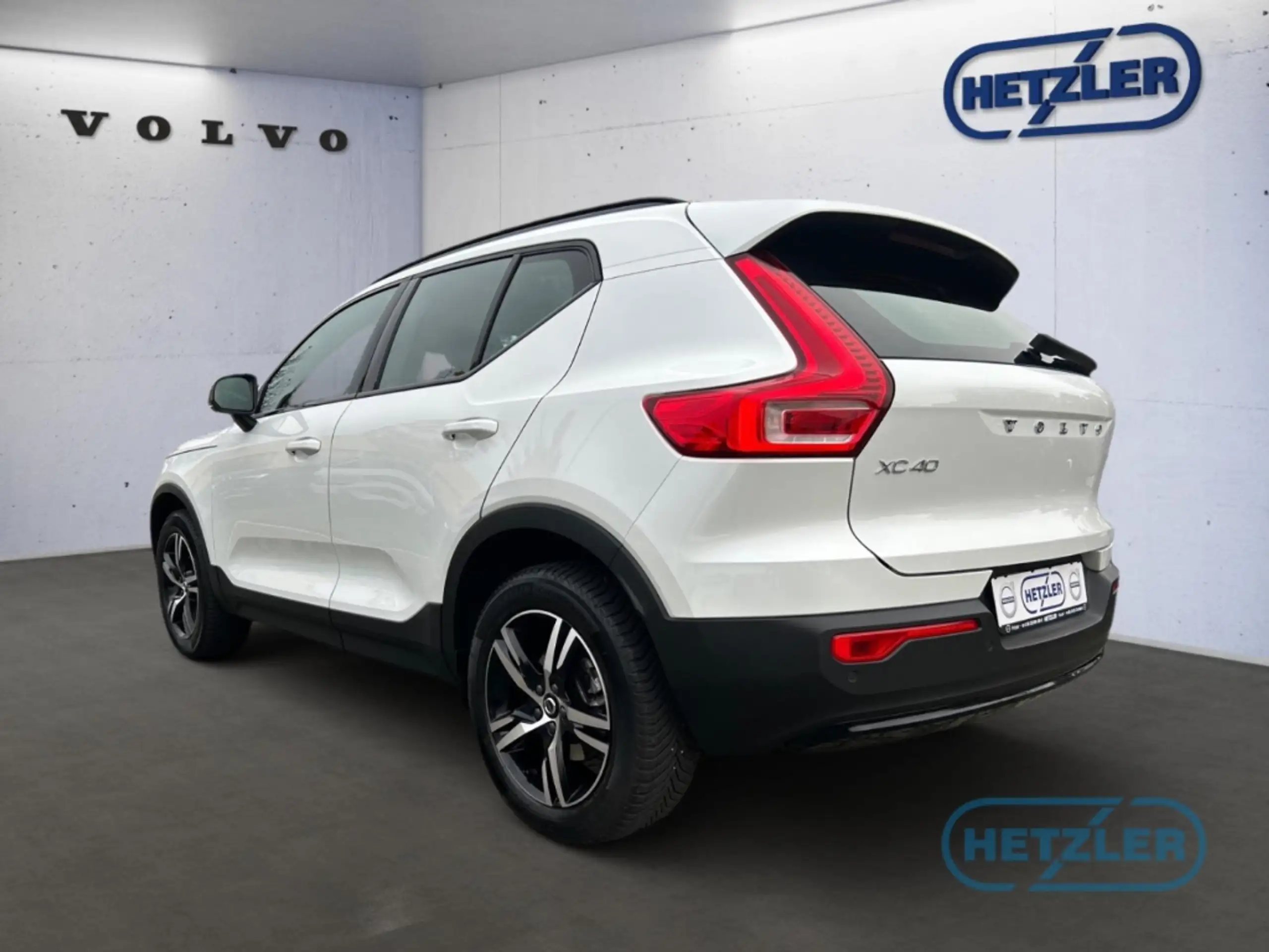 Volvo - XC40