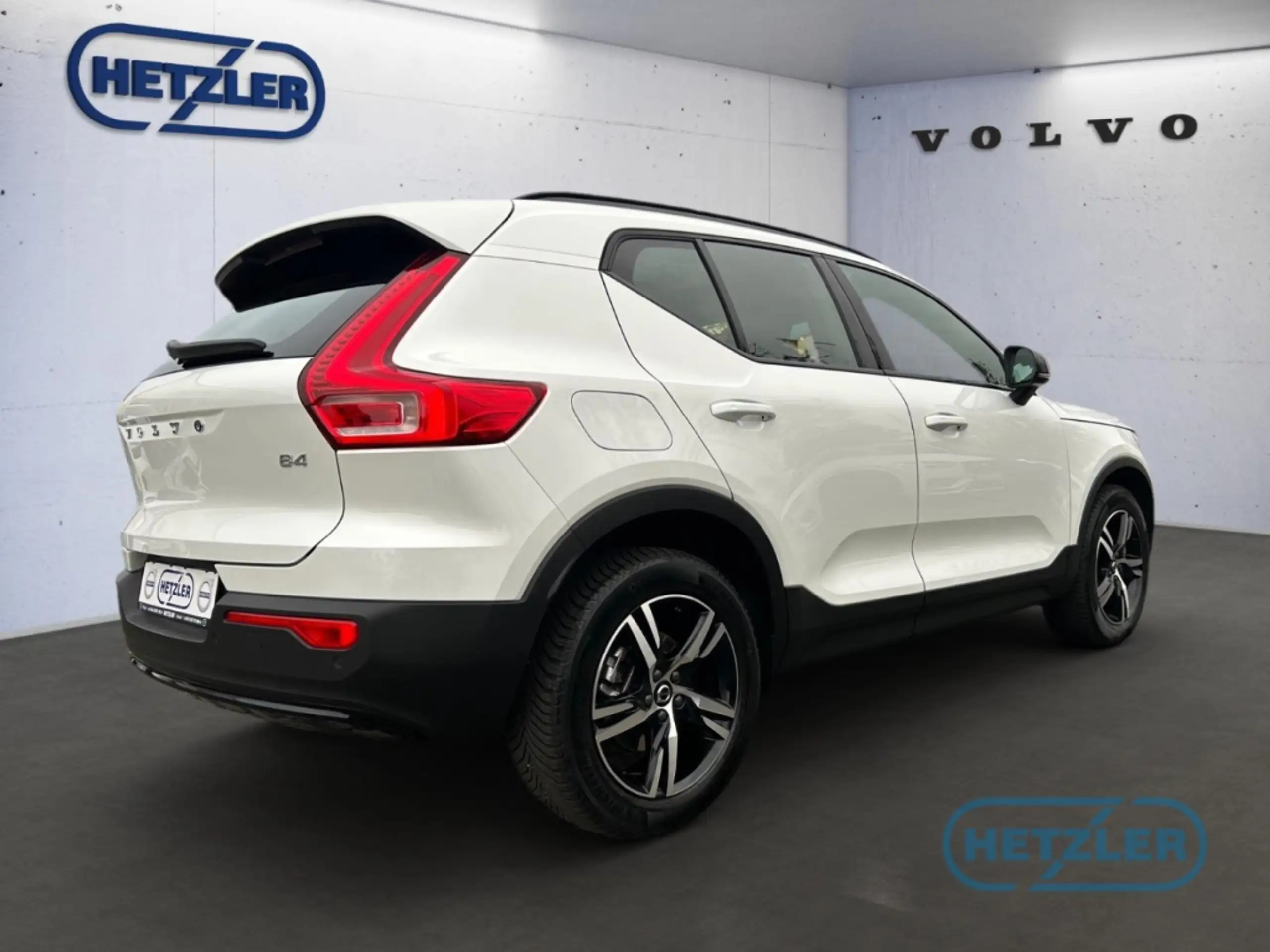 Volvo - XC40