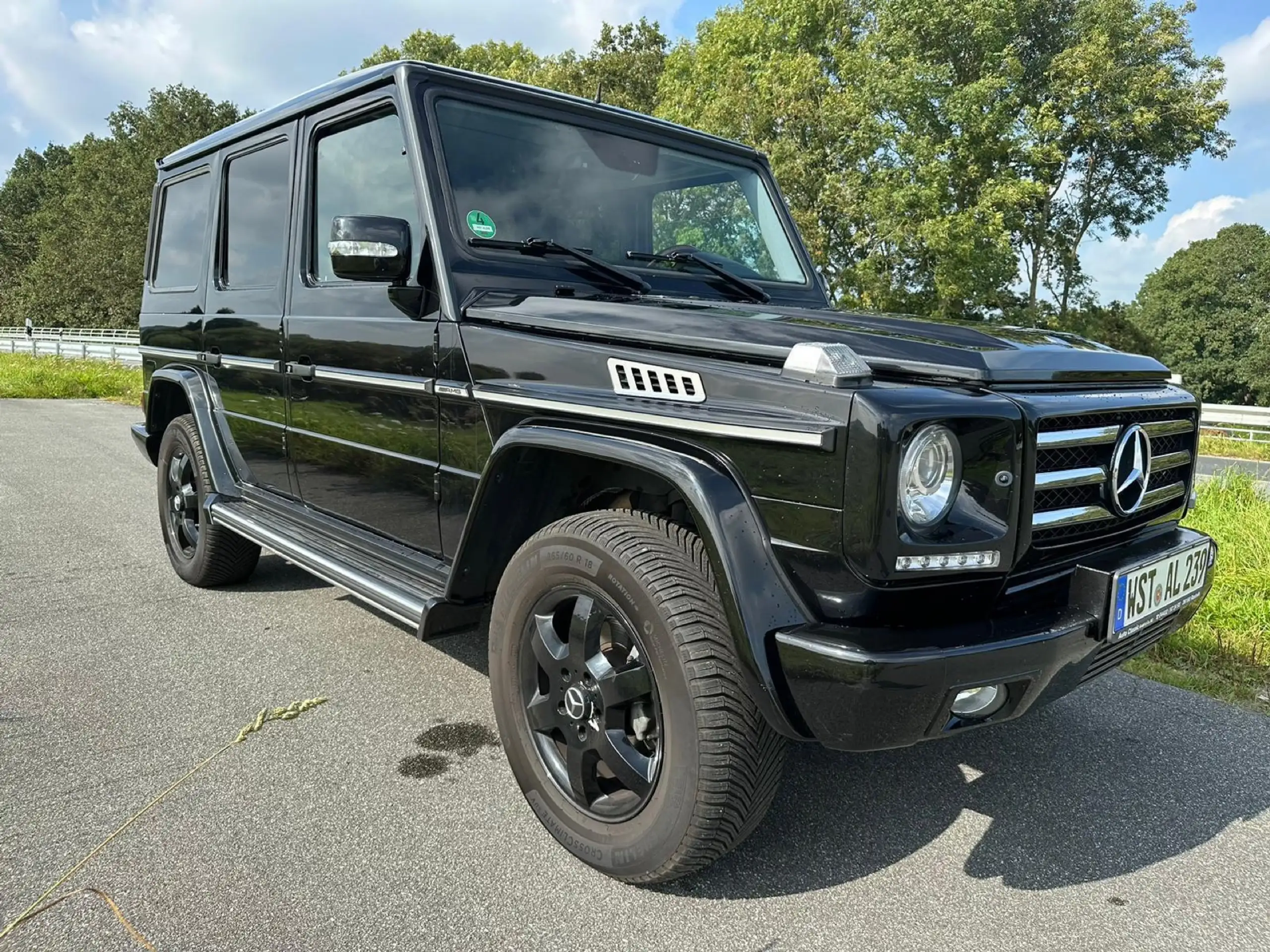 Mercedes-Benz - G 320