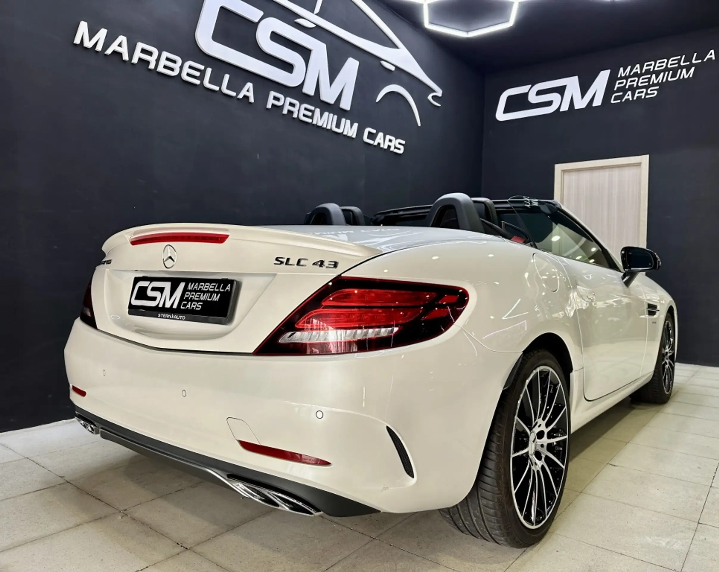 Mercedes-Benz - SLC 200