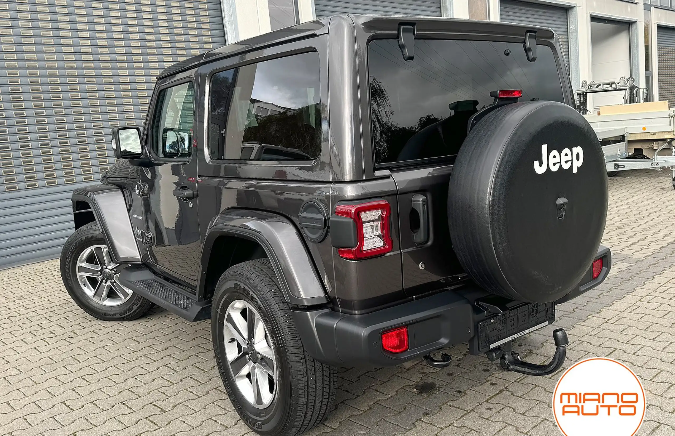 Jeep - Wrangler