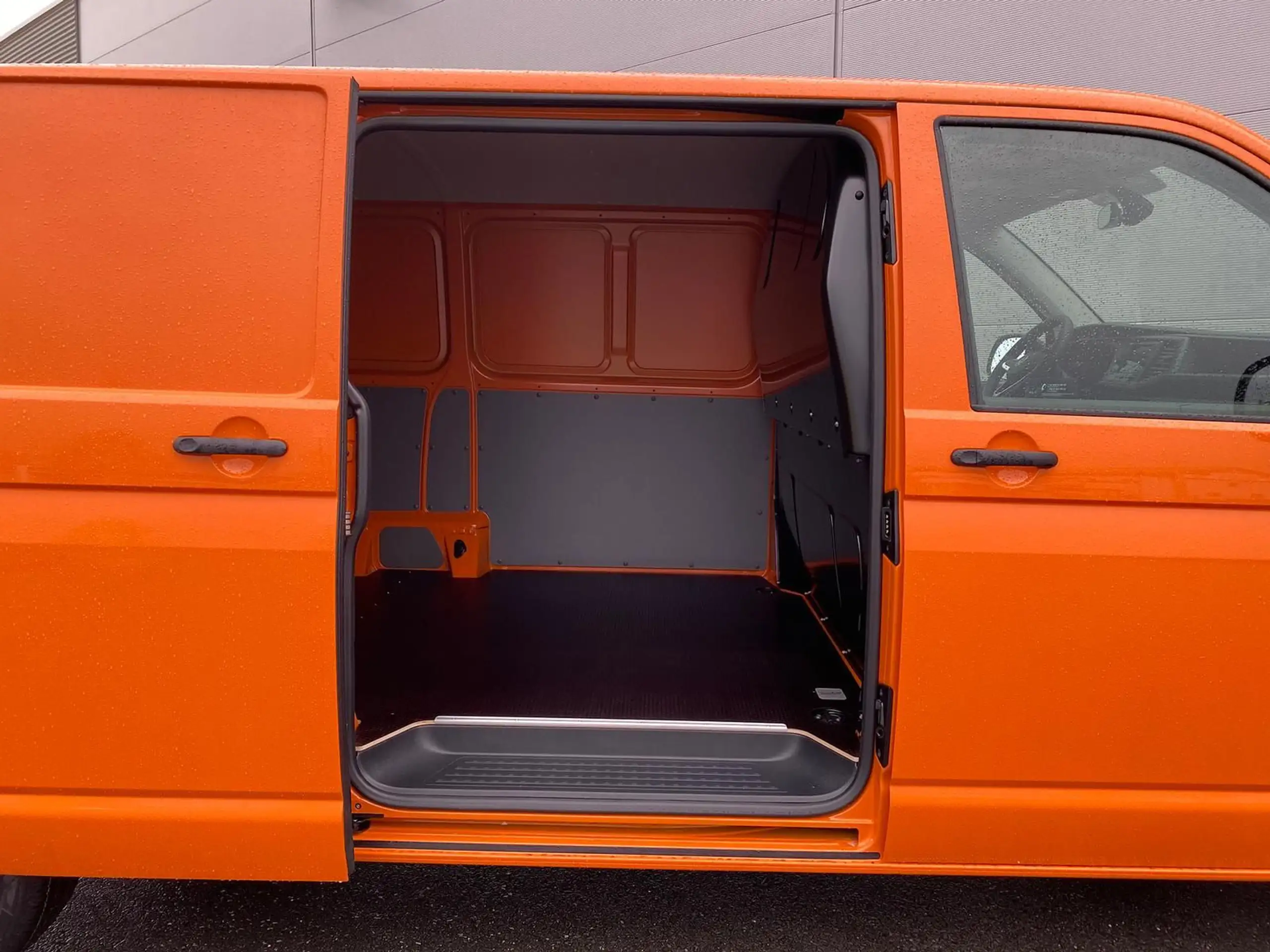 Volkswagen - T6 Transporter