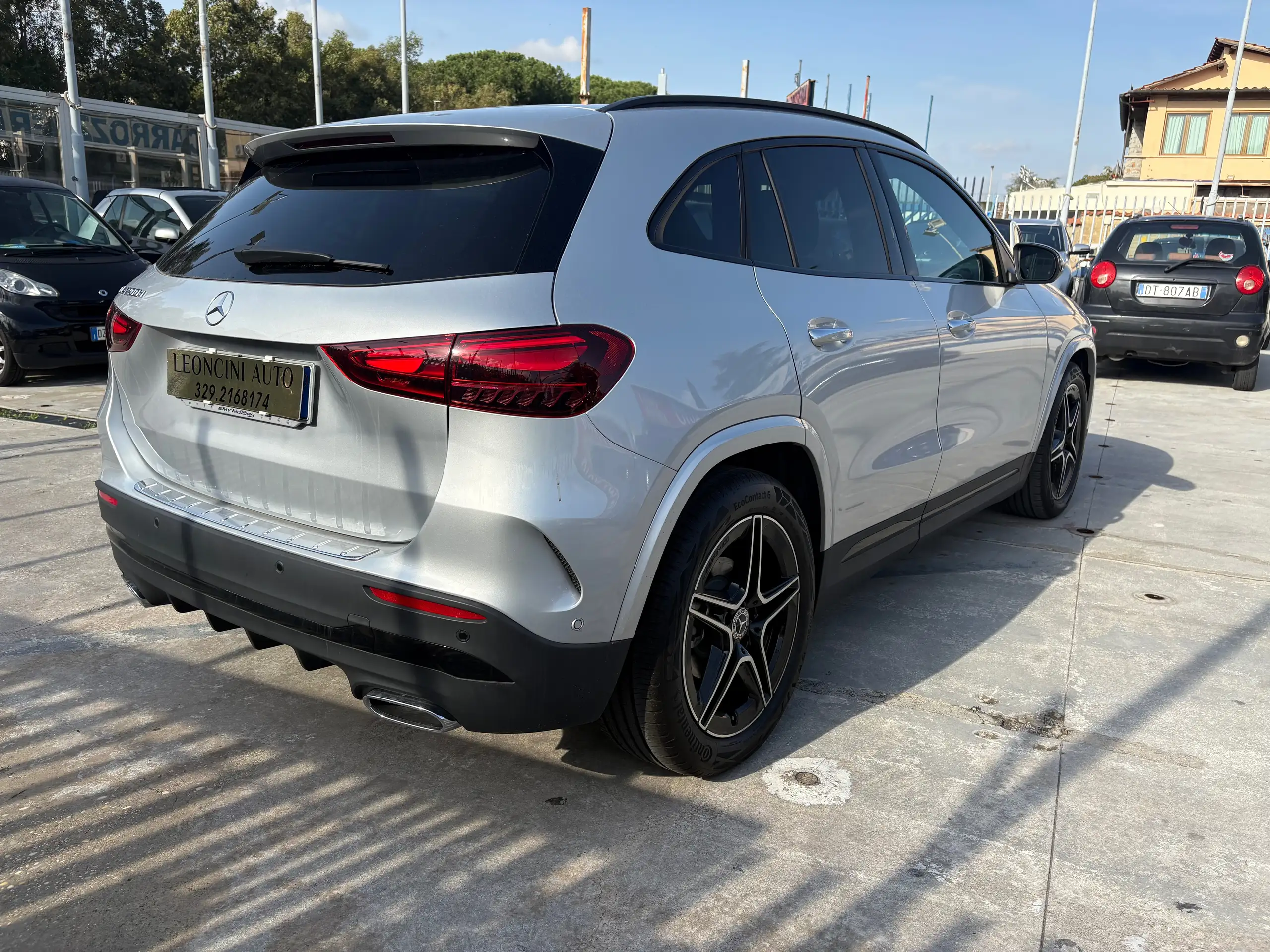 Mercedes-Benz - GLA 200