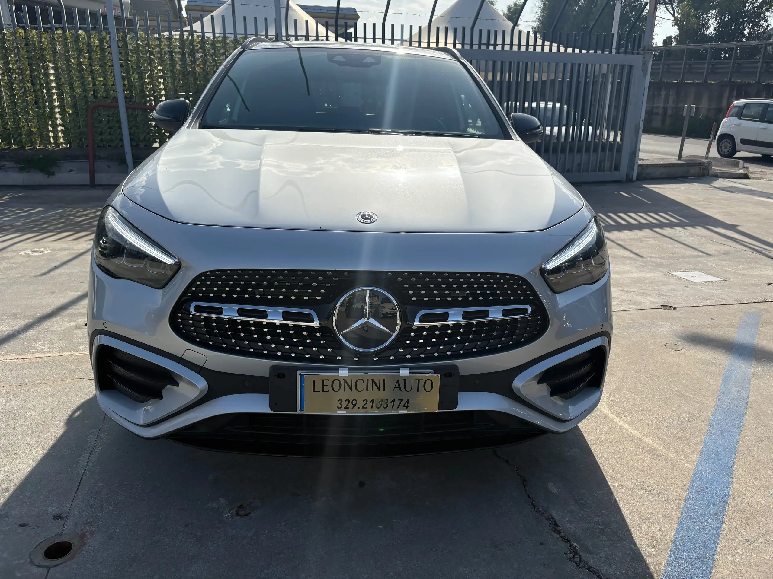 Mercedes-Benz - GLA 200