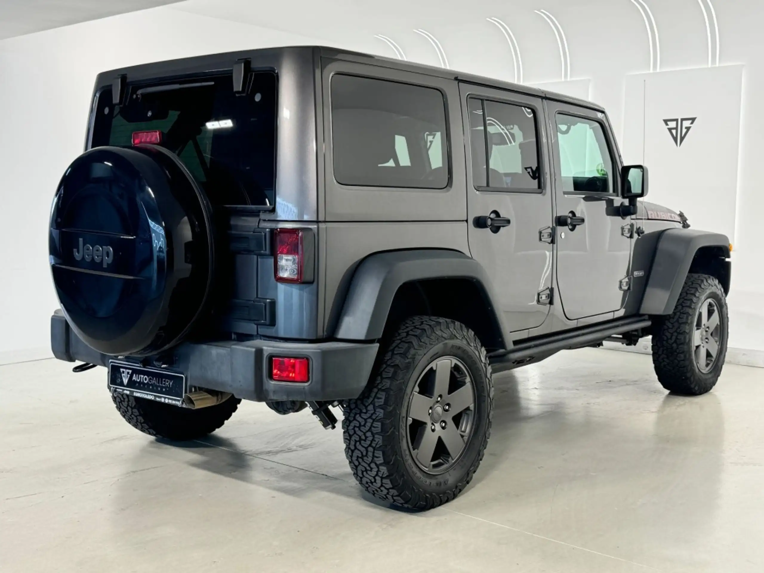 Jeep - Wrangler