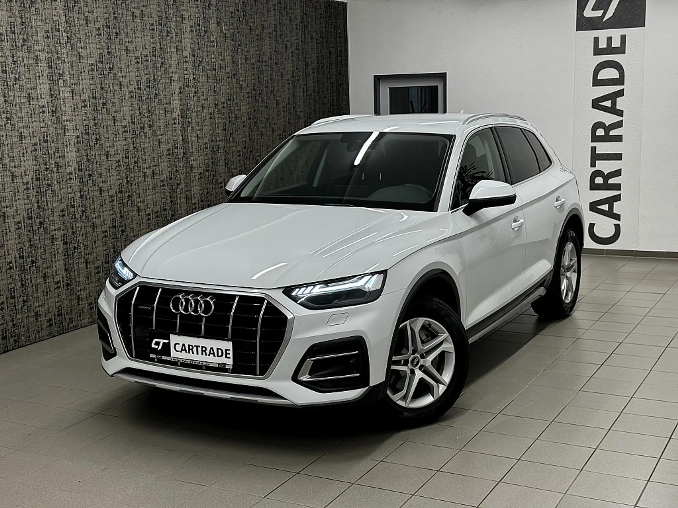 Audi - Q5