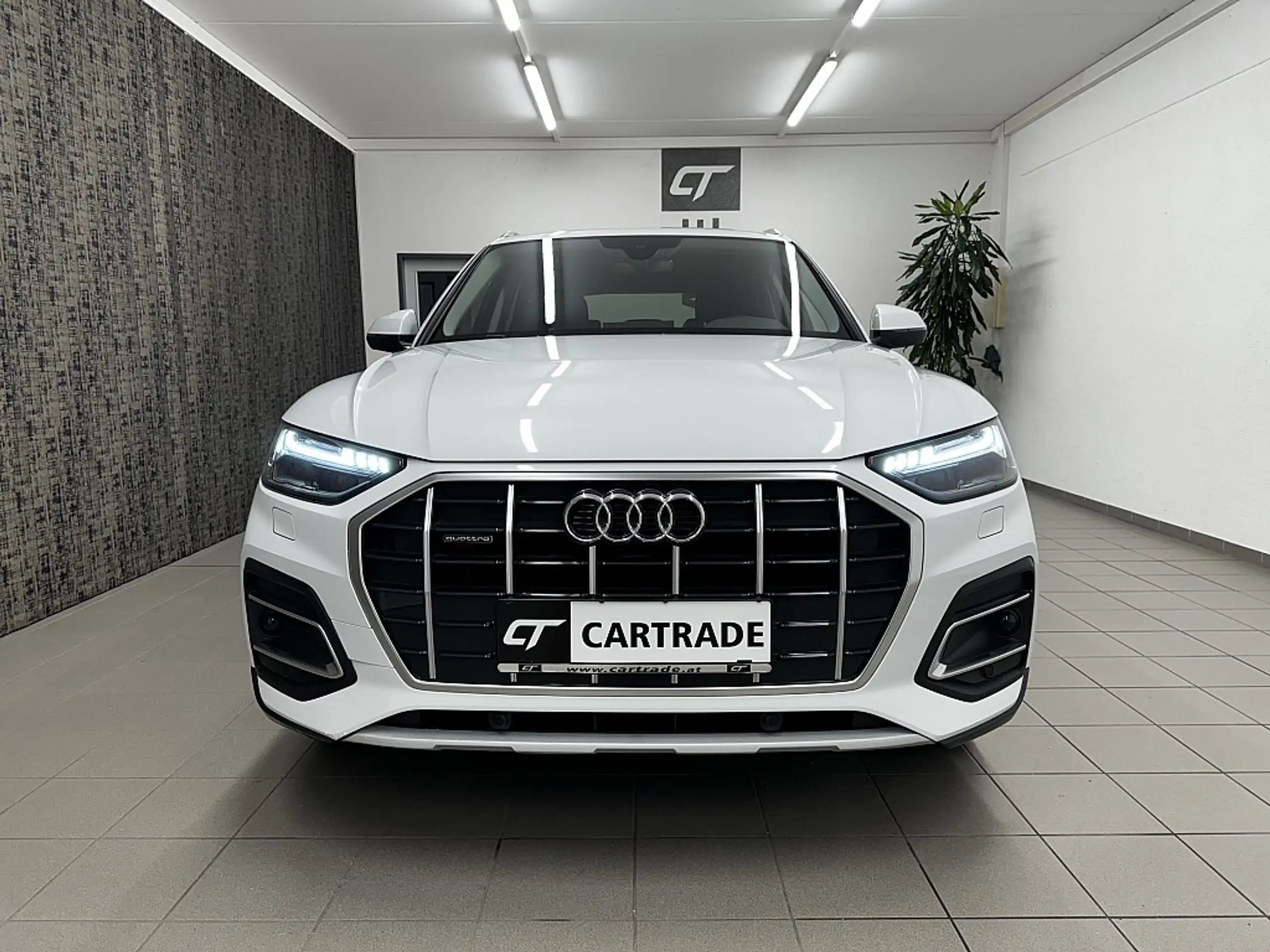 Audi - Q5