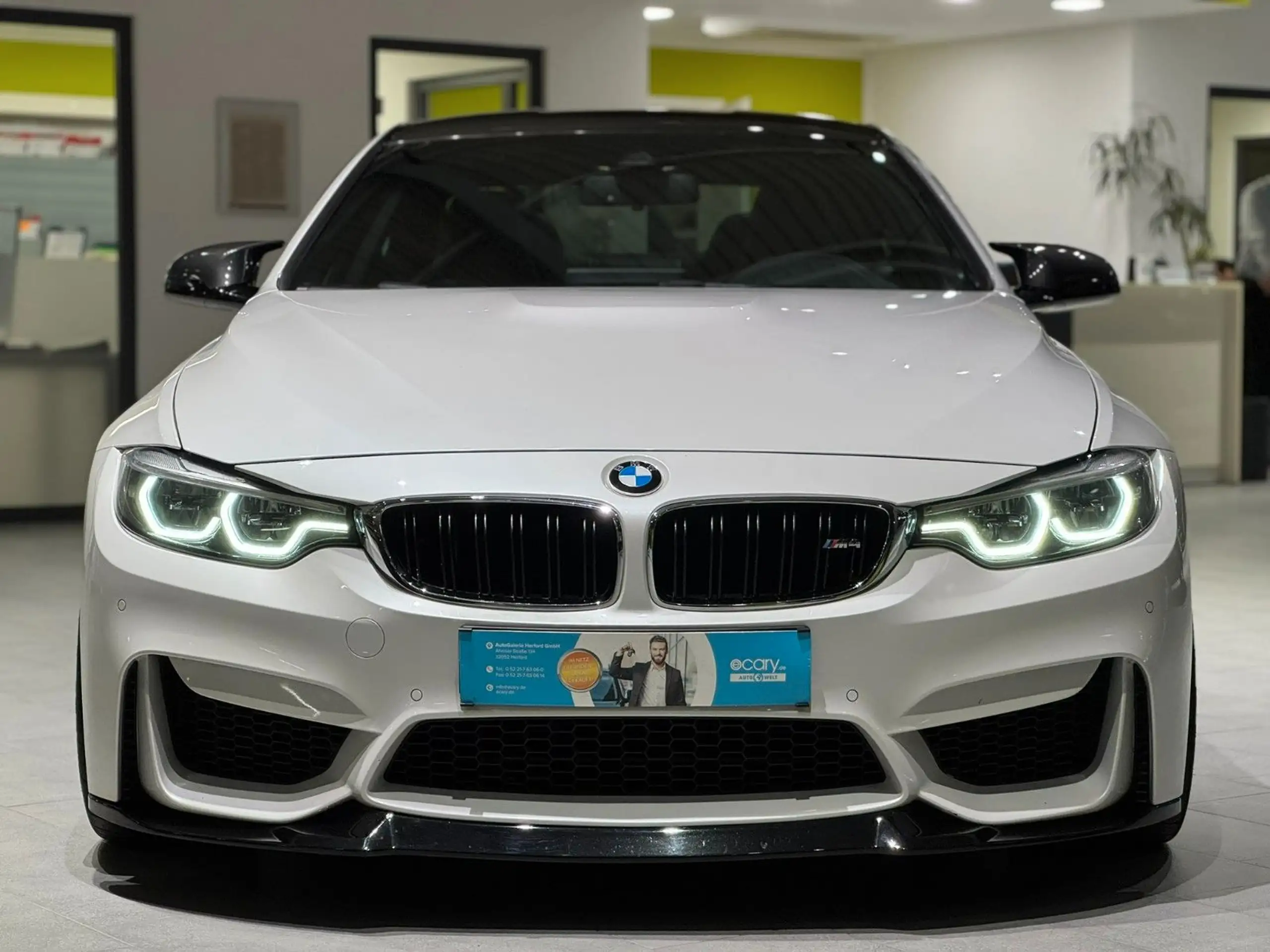 BMW - M4