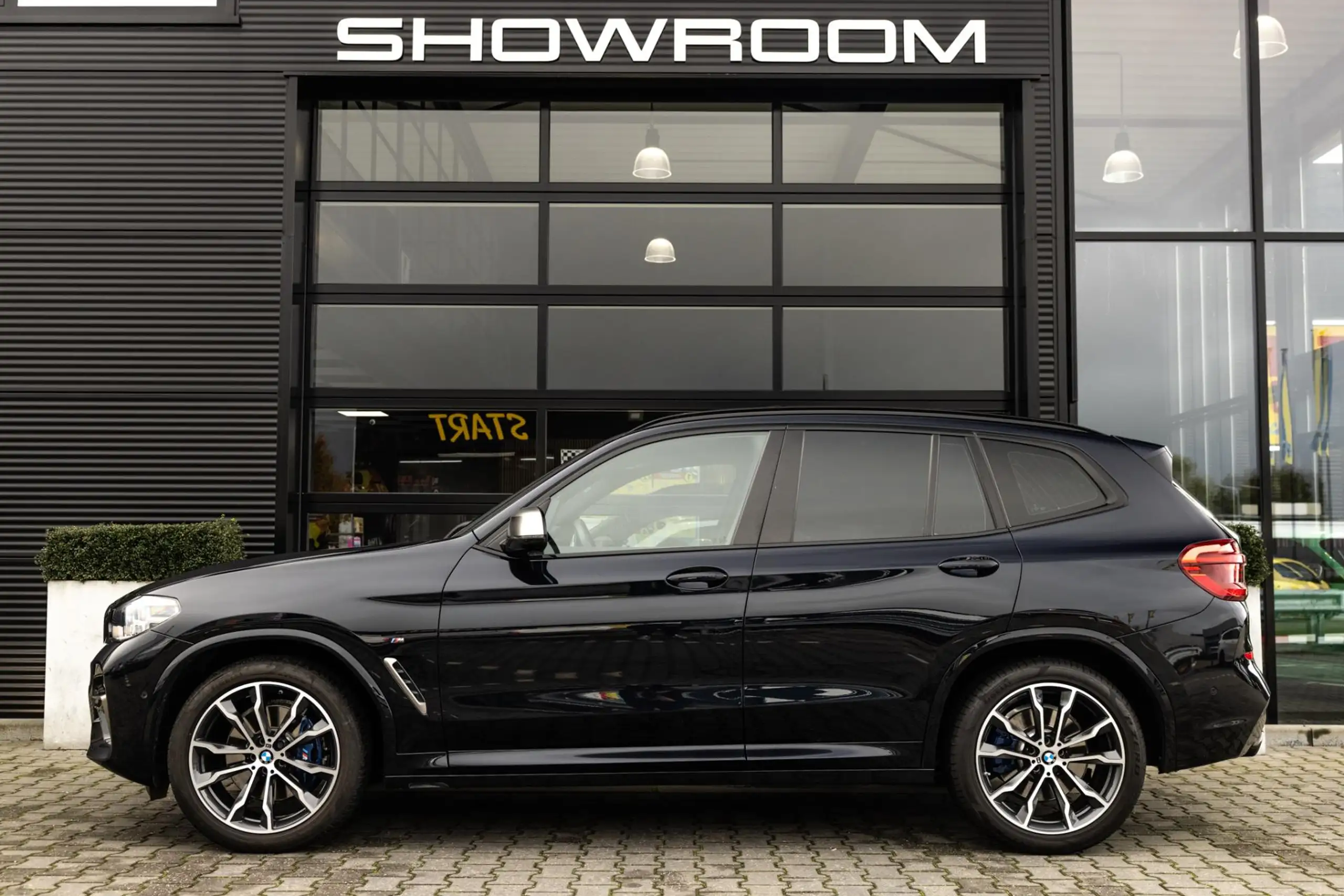 BMW - X3