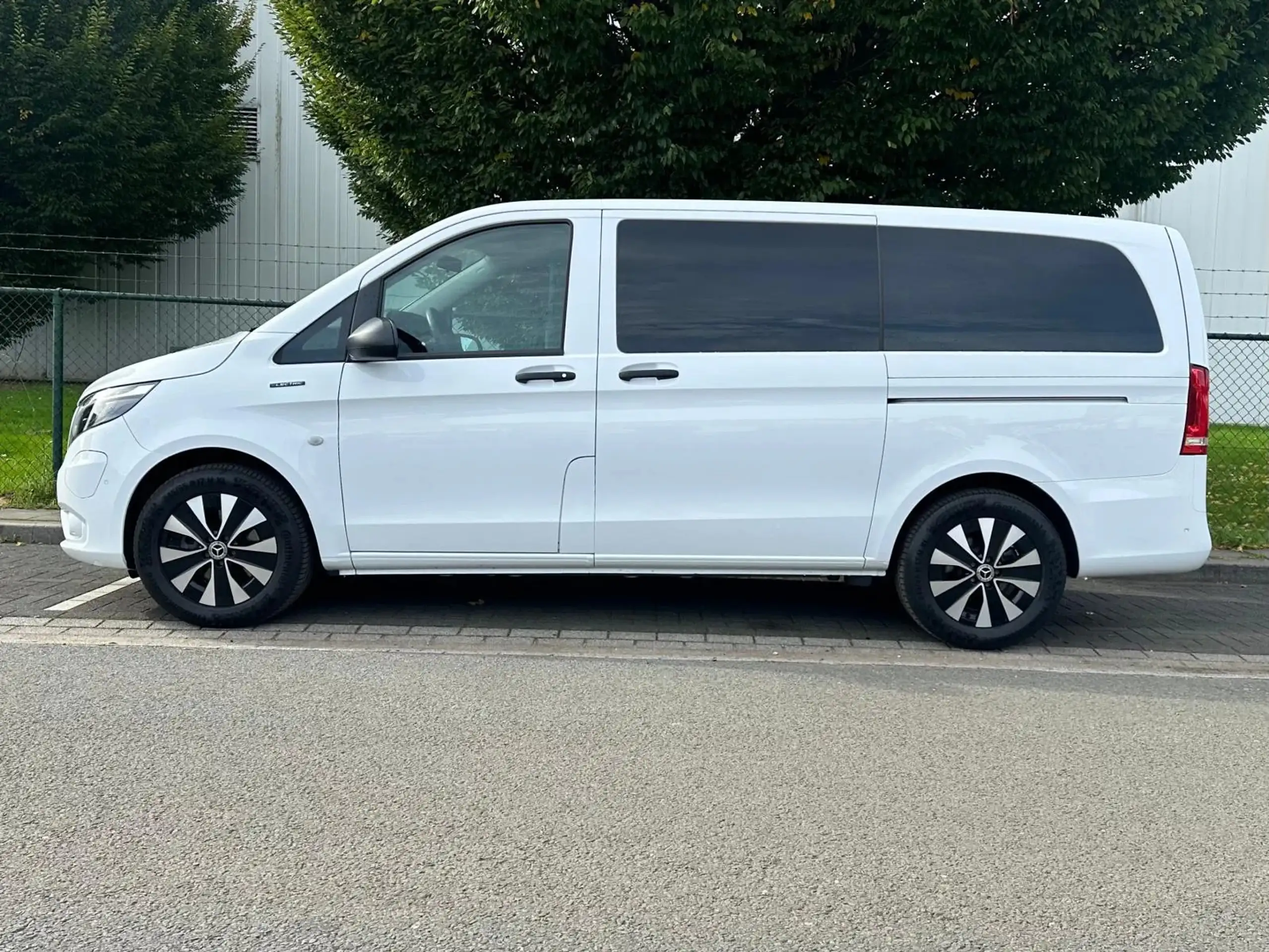 Mercedes-Benz - Vito