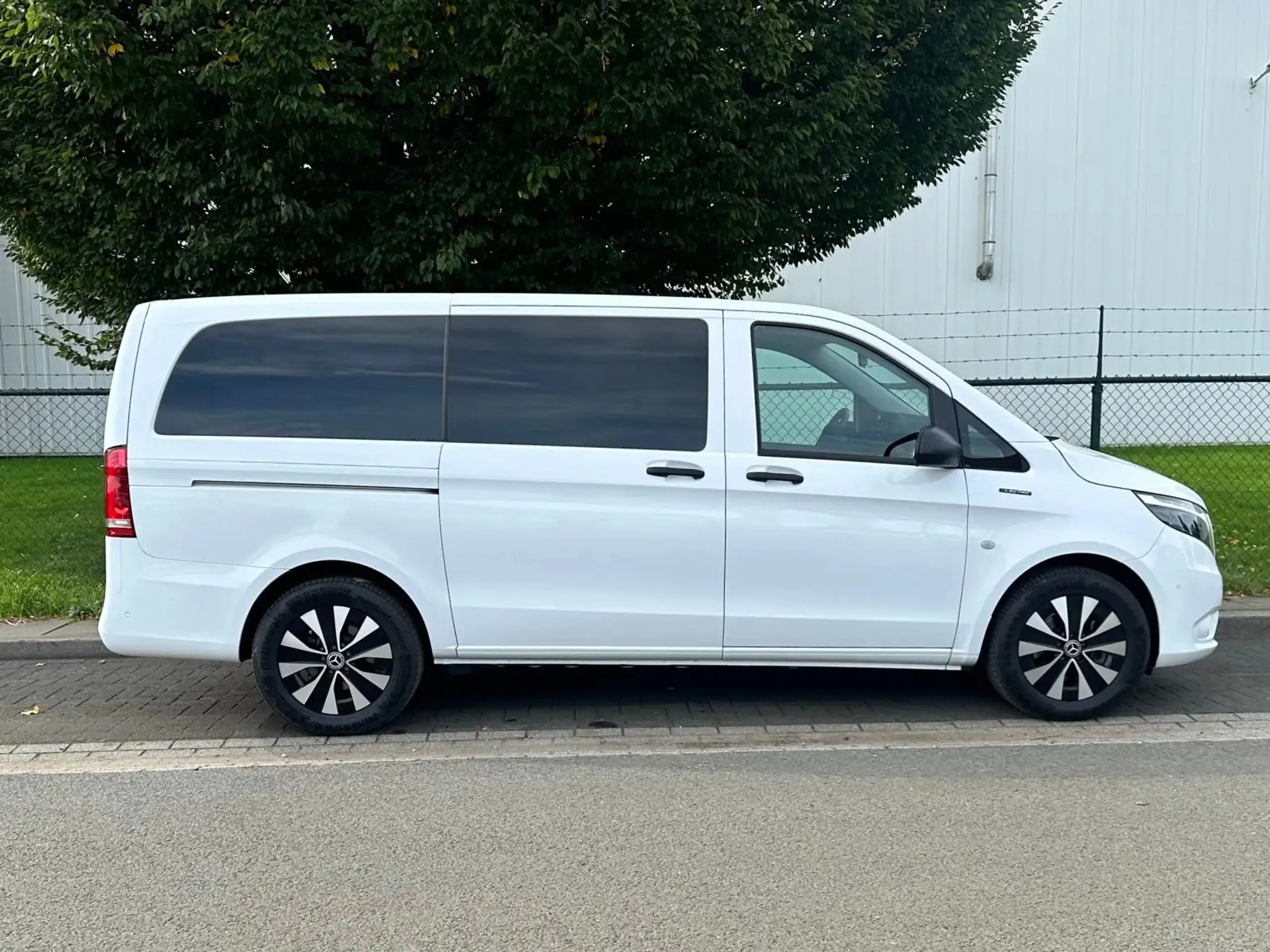 Mercedes-Benz - Vito