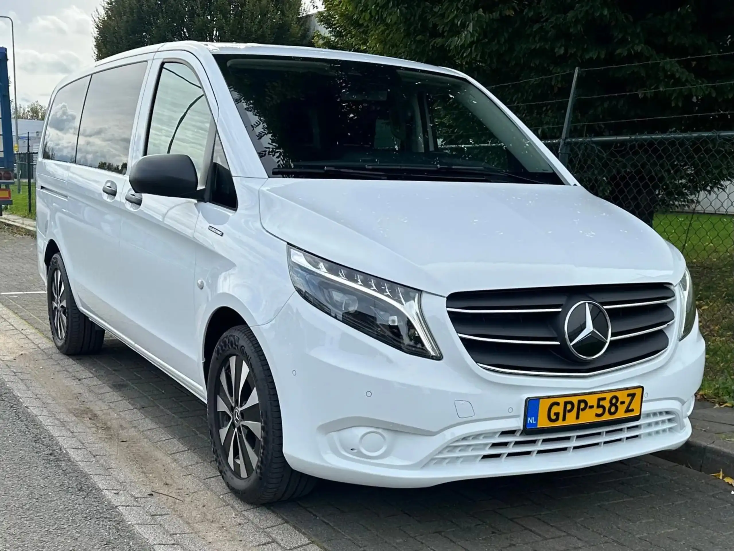 Mercedes-Benz - Vito