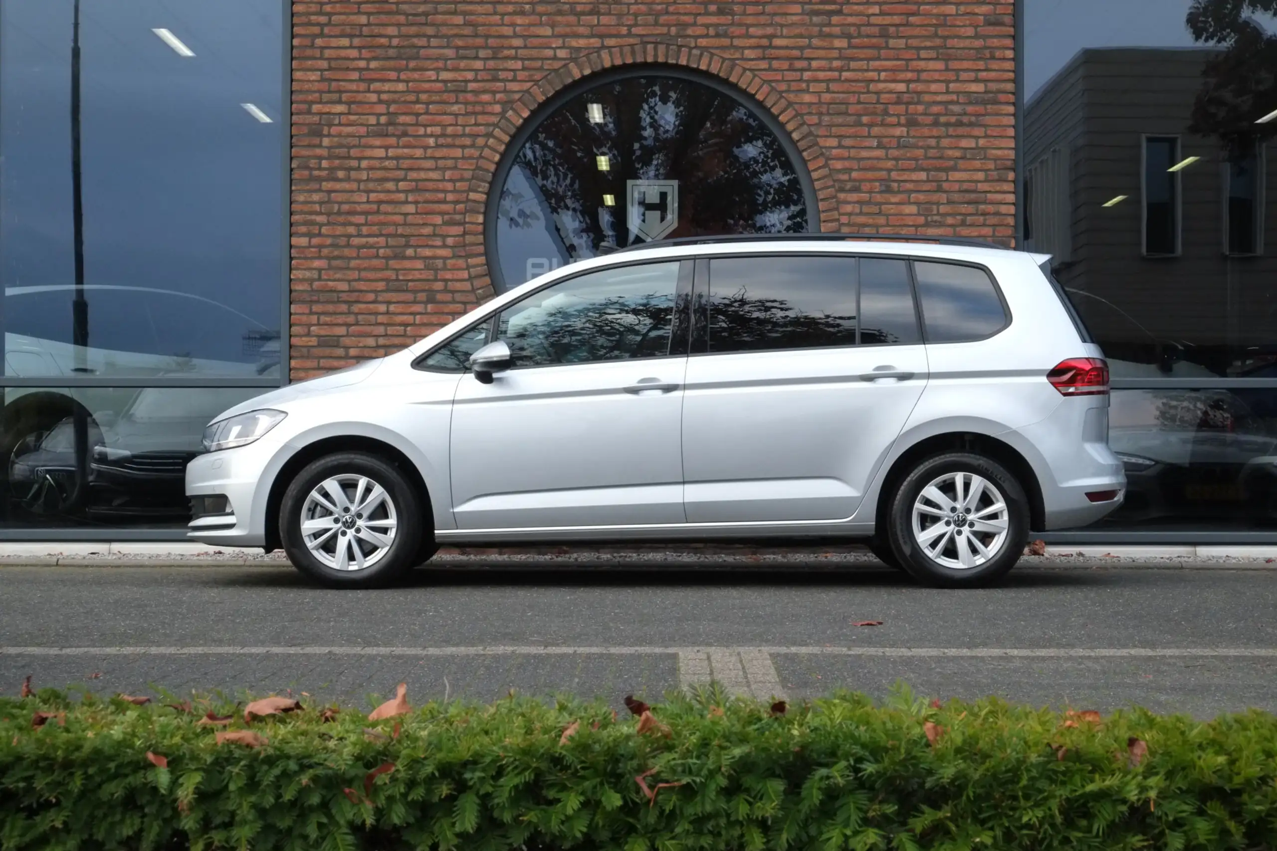 Volkswagen - Touran