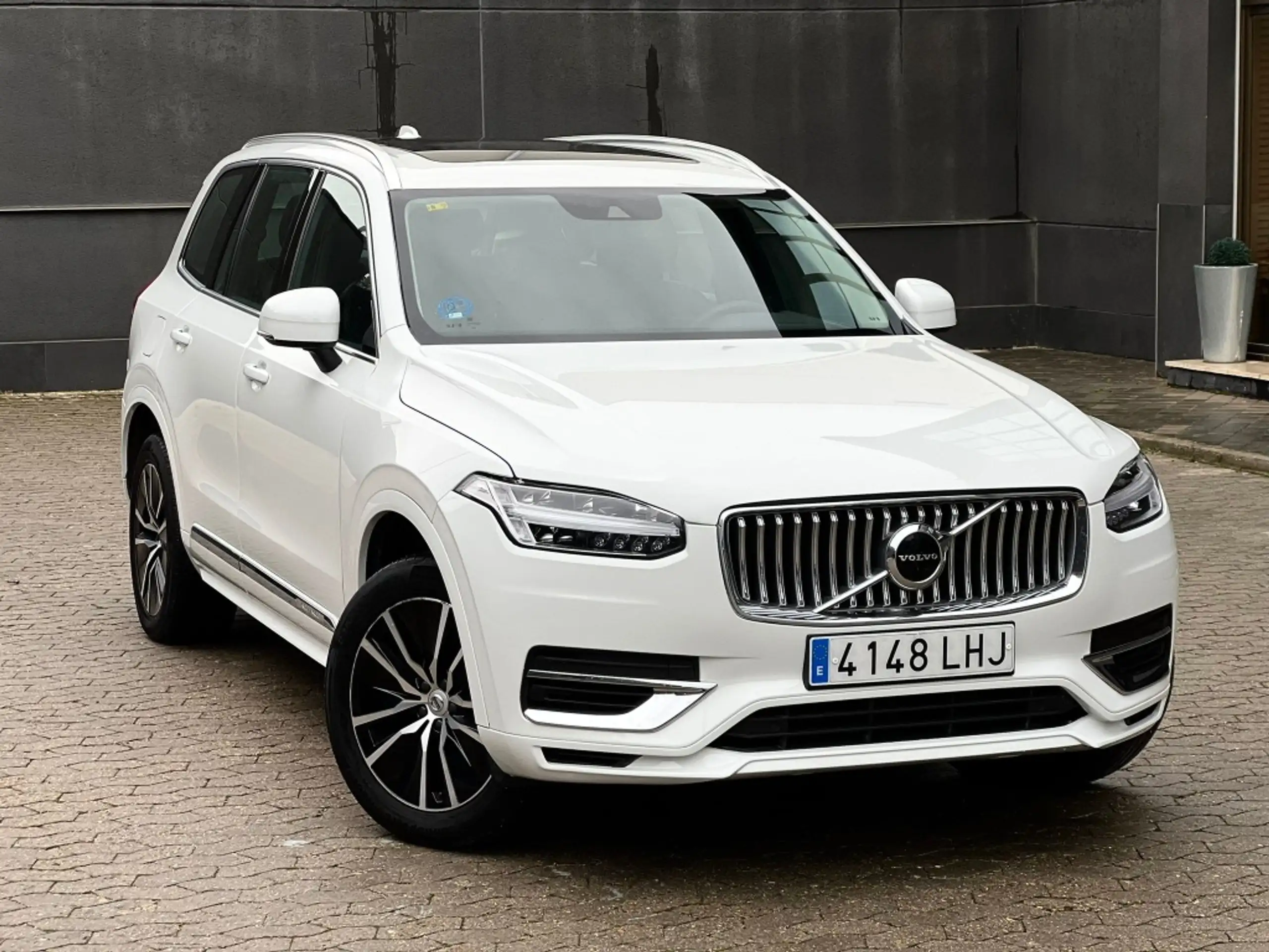 Volvo - XC90