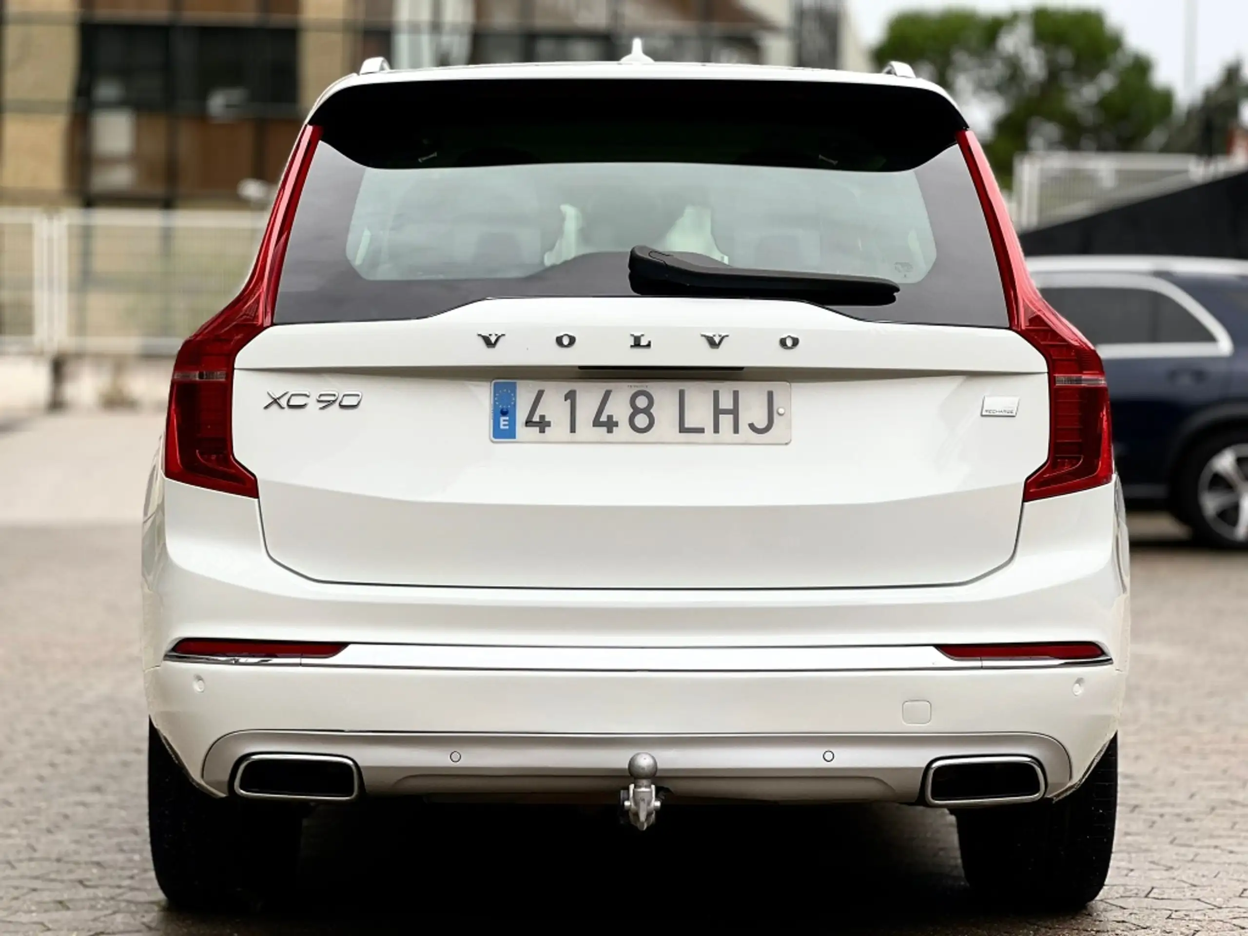 Volvo - XC90