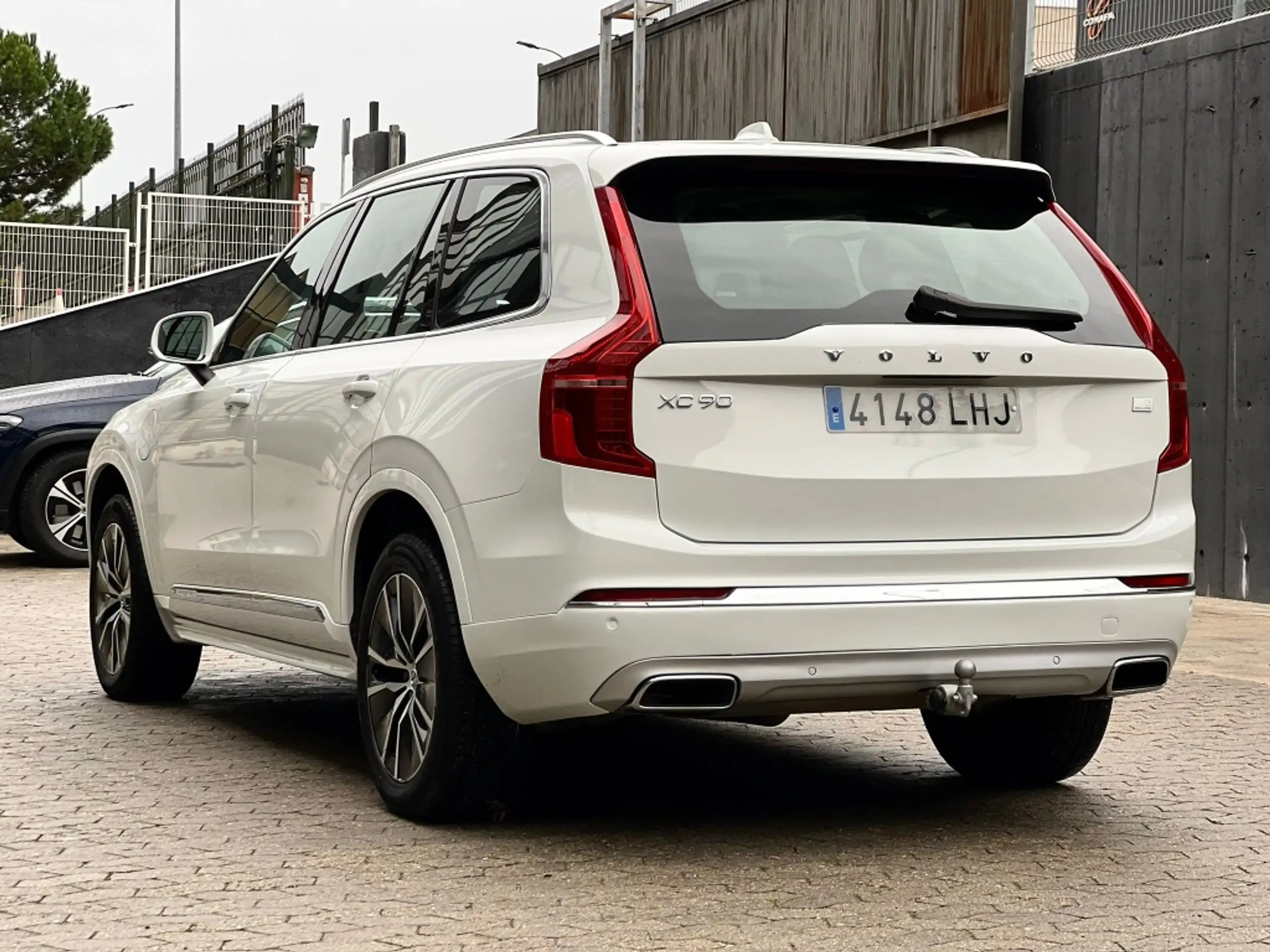 Volvo - XC90