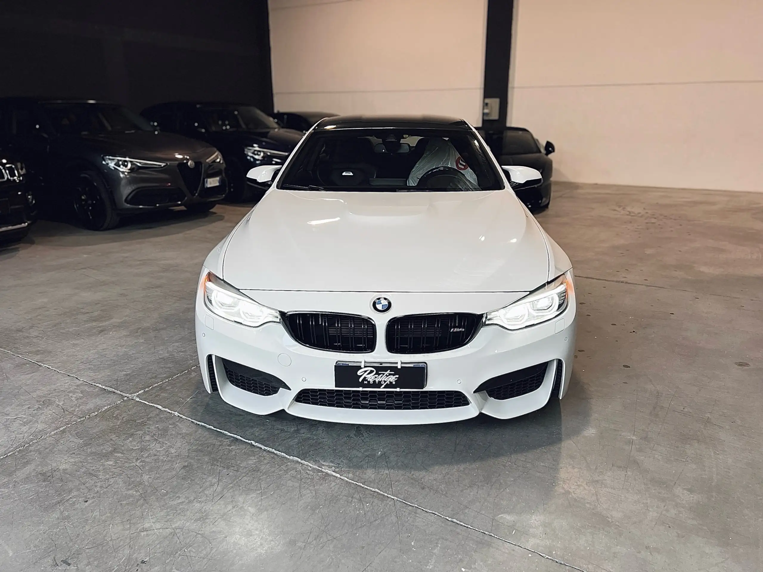 BMW - M4