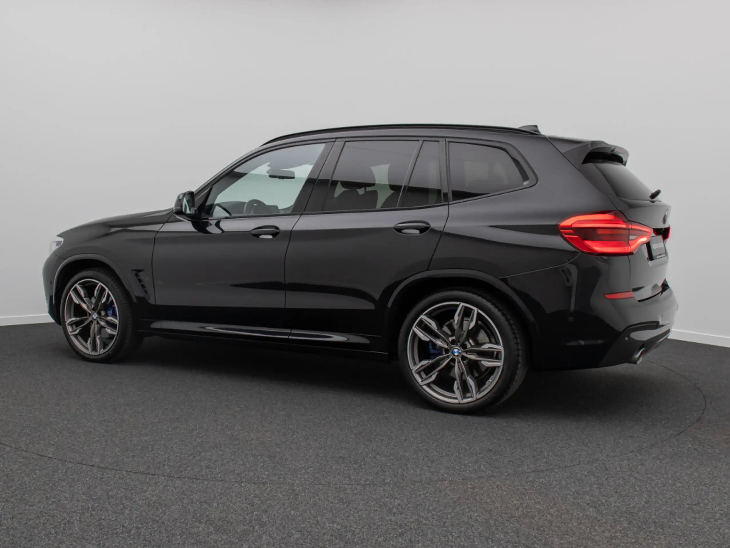 BMW - X3