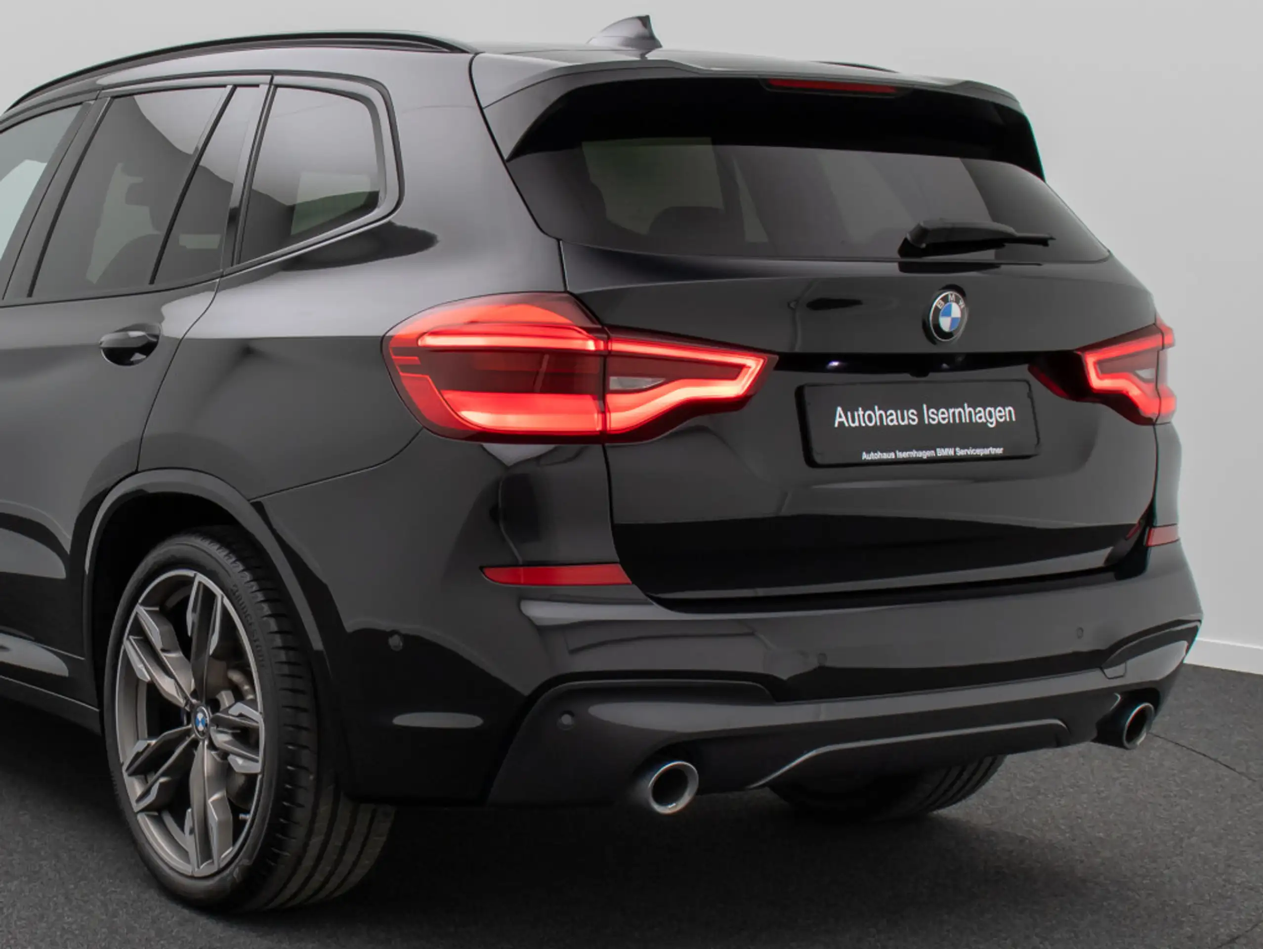 BMW - X3