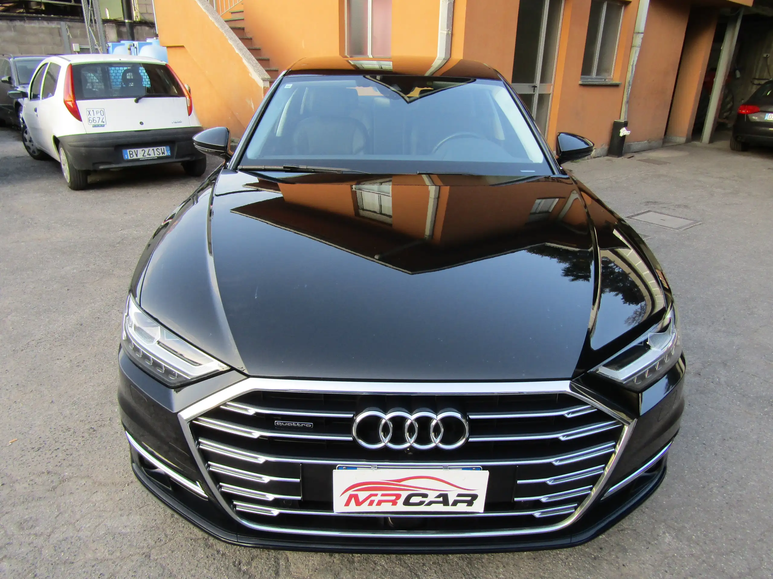 Audi - A8