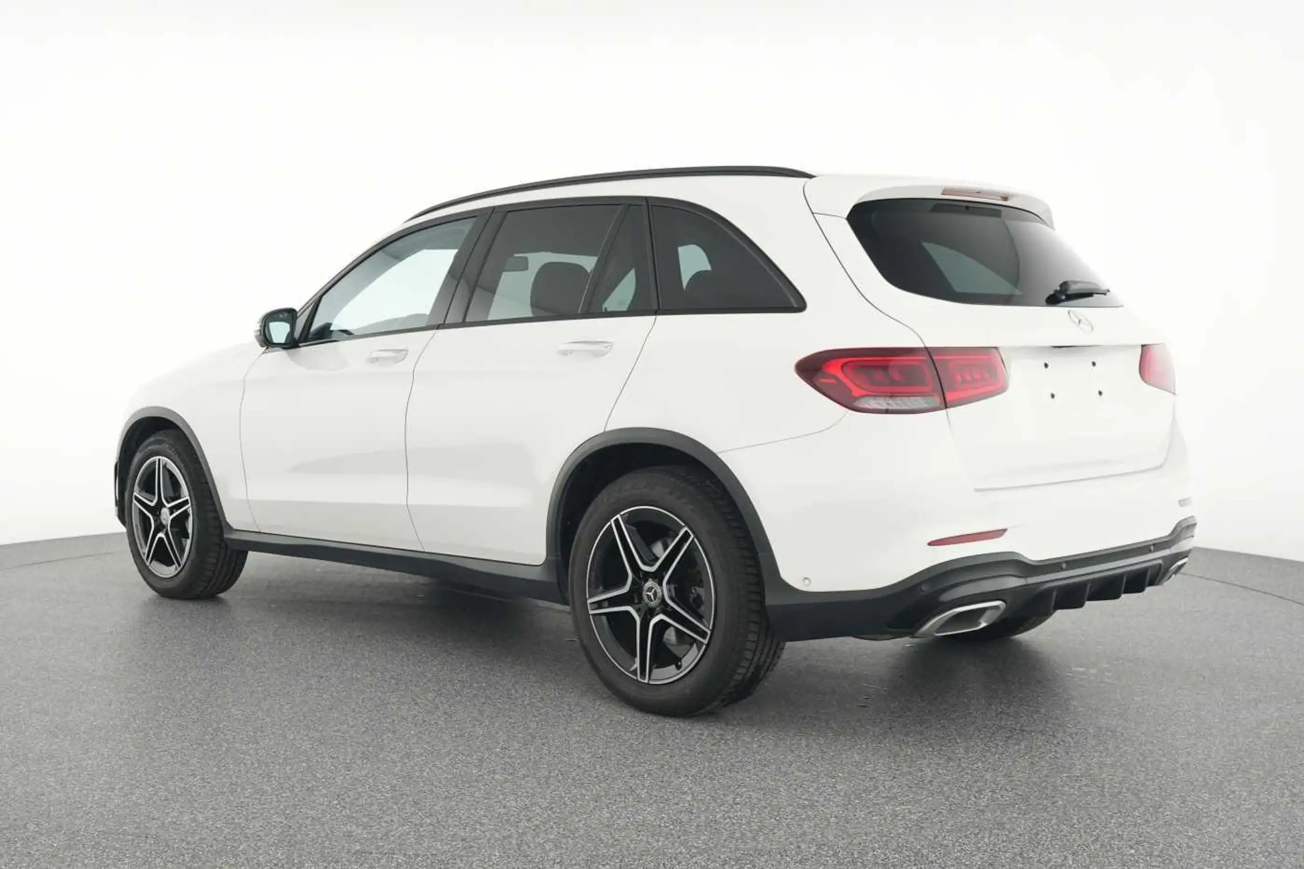 Mercedes-Benz - GLC 200