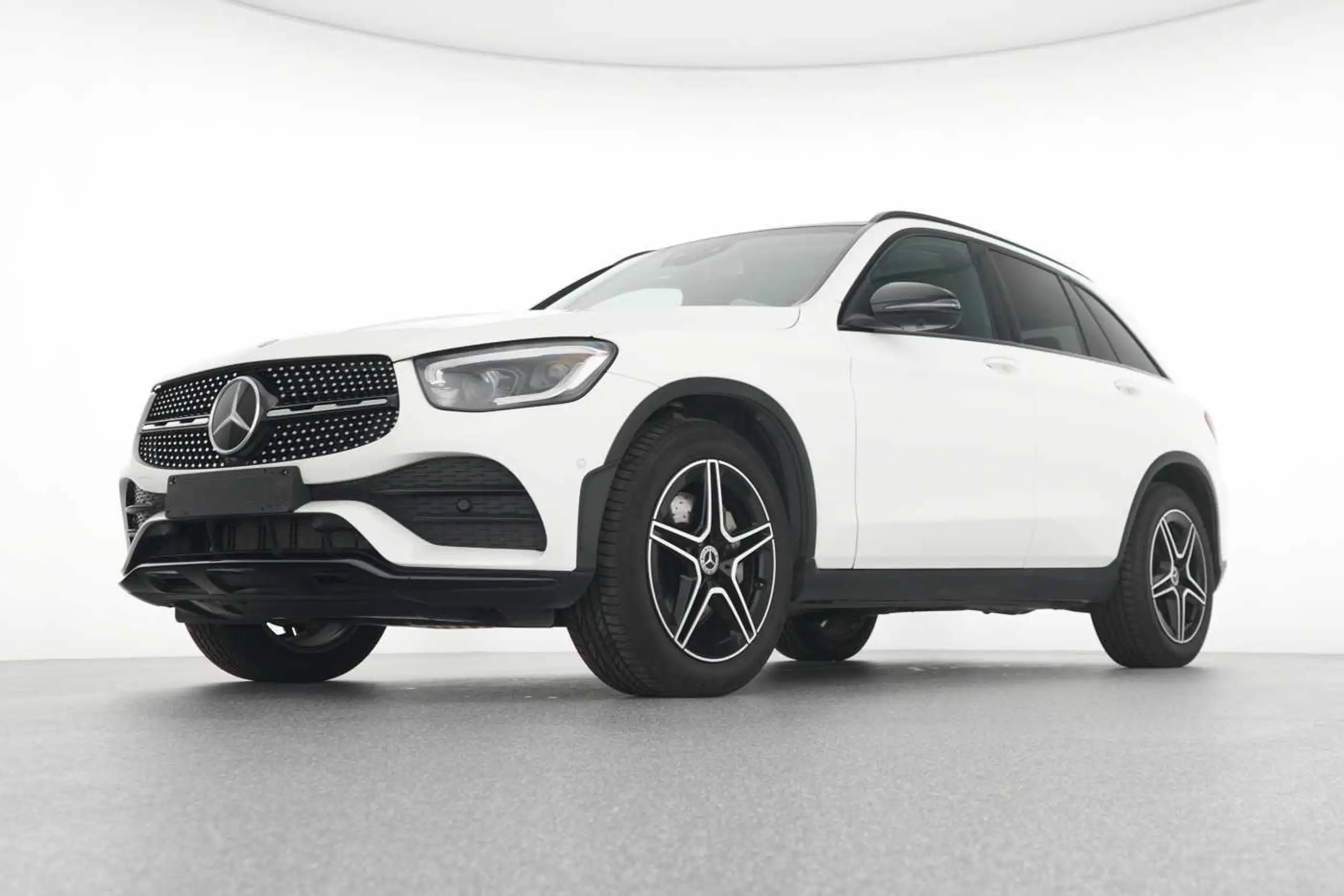 Mercedes-Benz - GLC 200