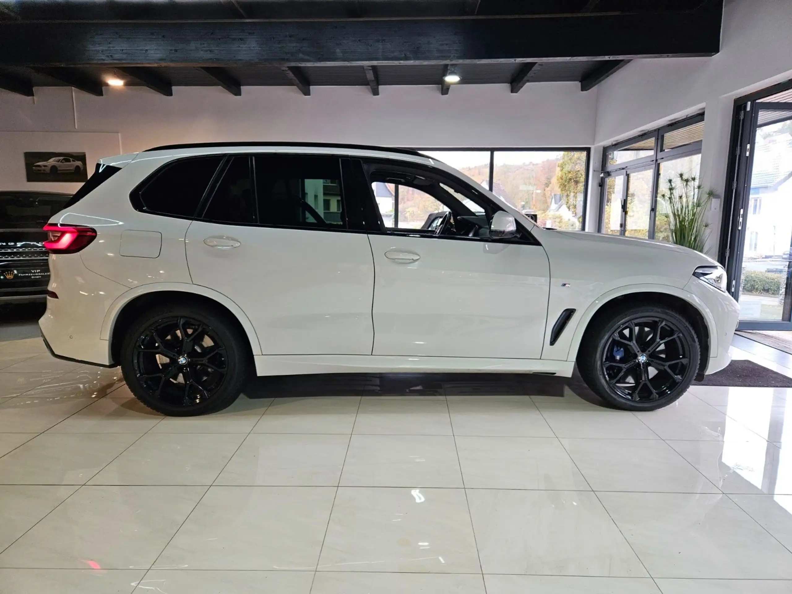 BMW - X5