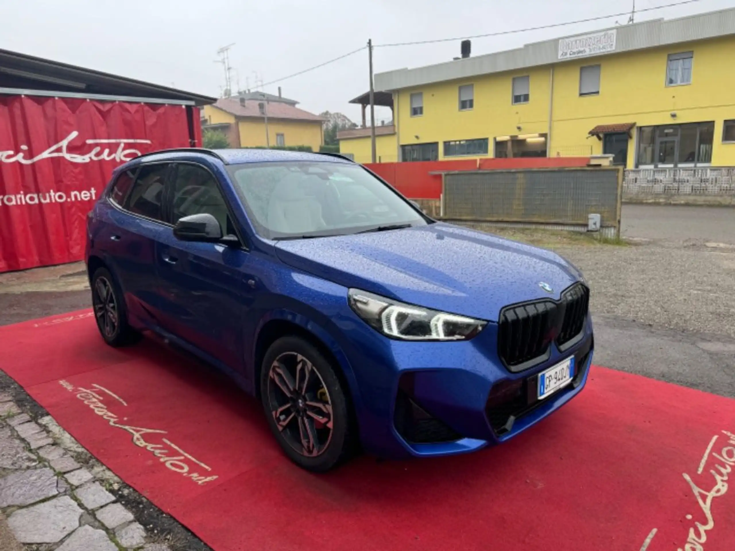 BMW - X1