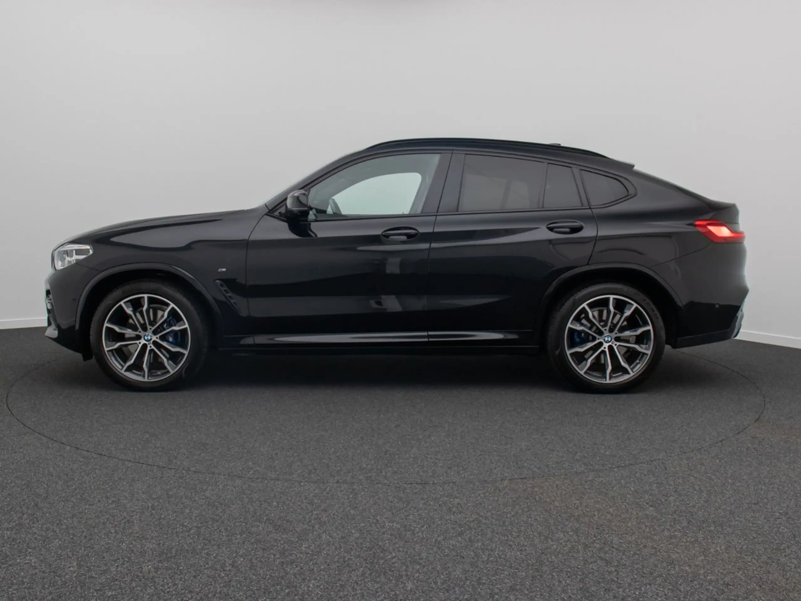 BMW - X4 M