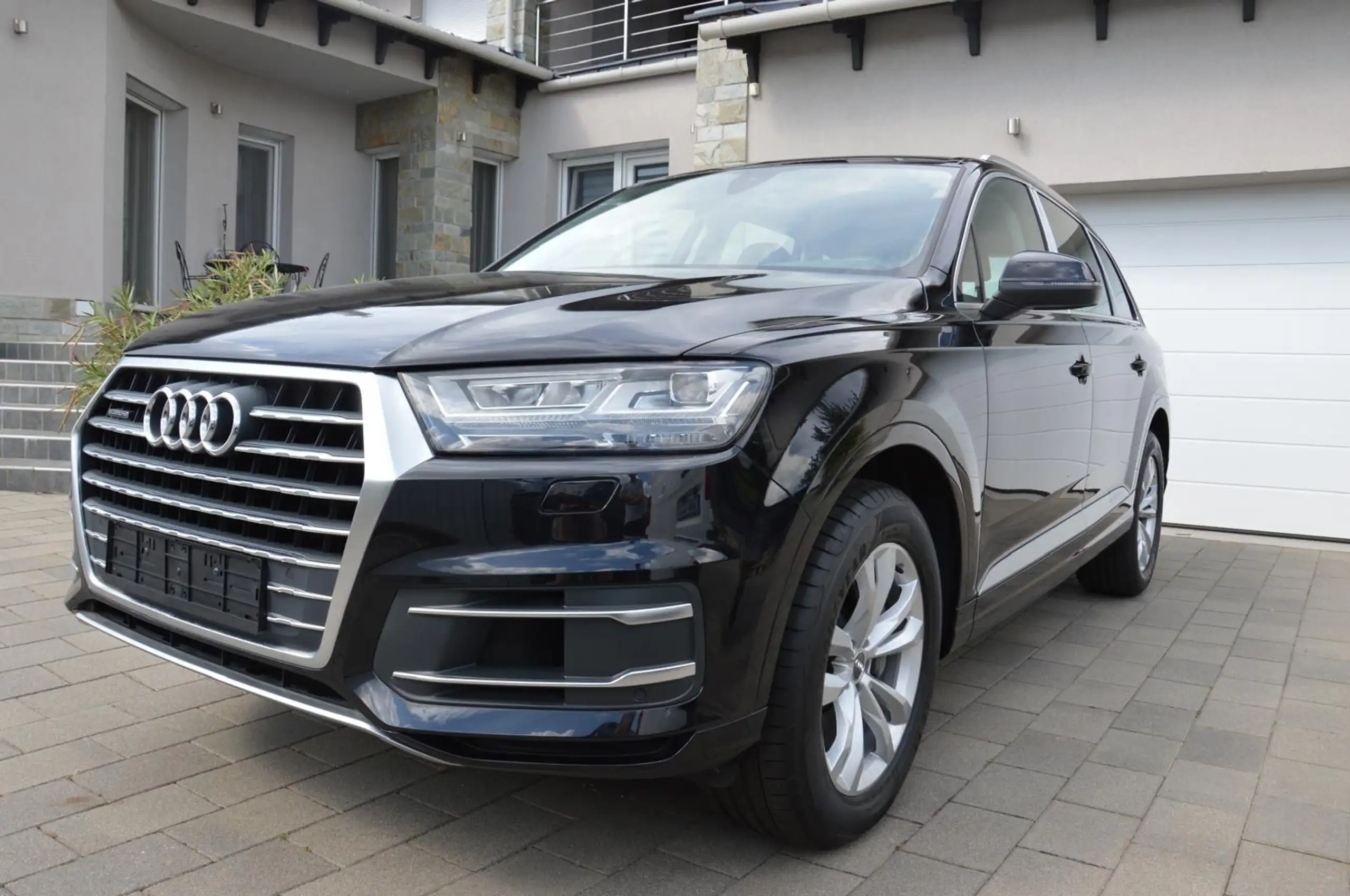 Audi - Q7