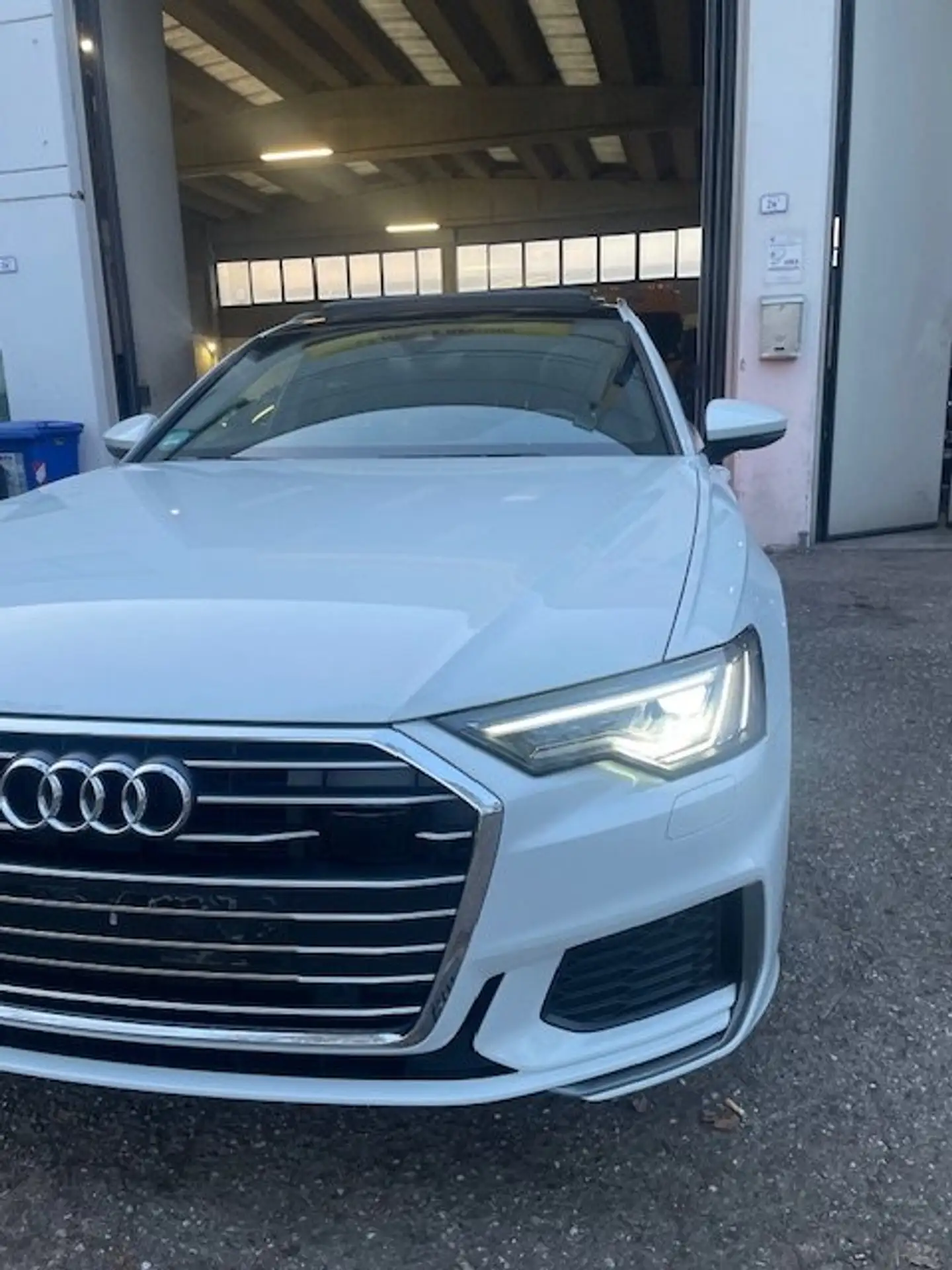 Audi - A6