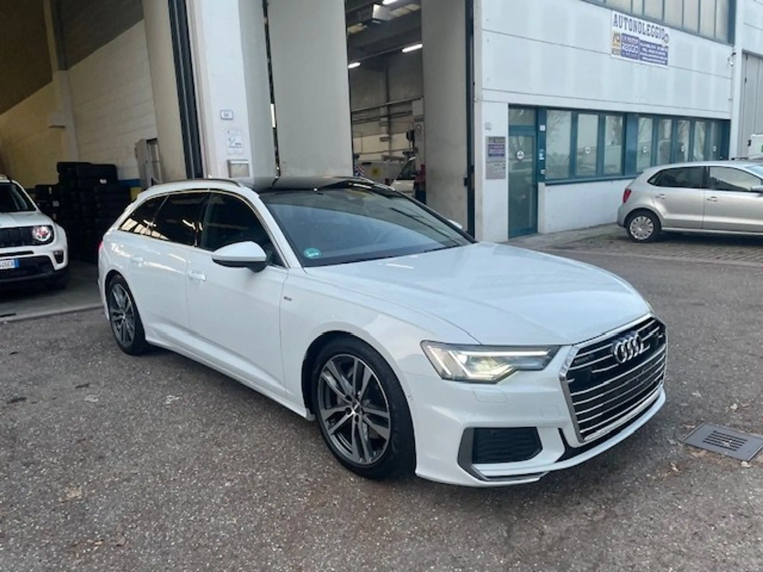 Audi - A6