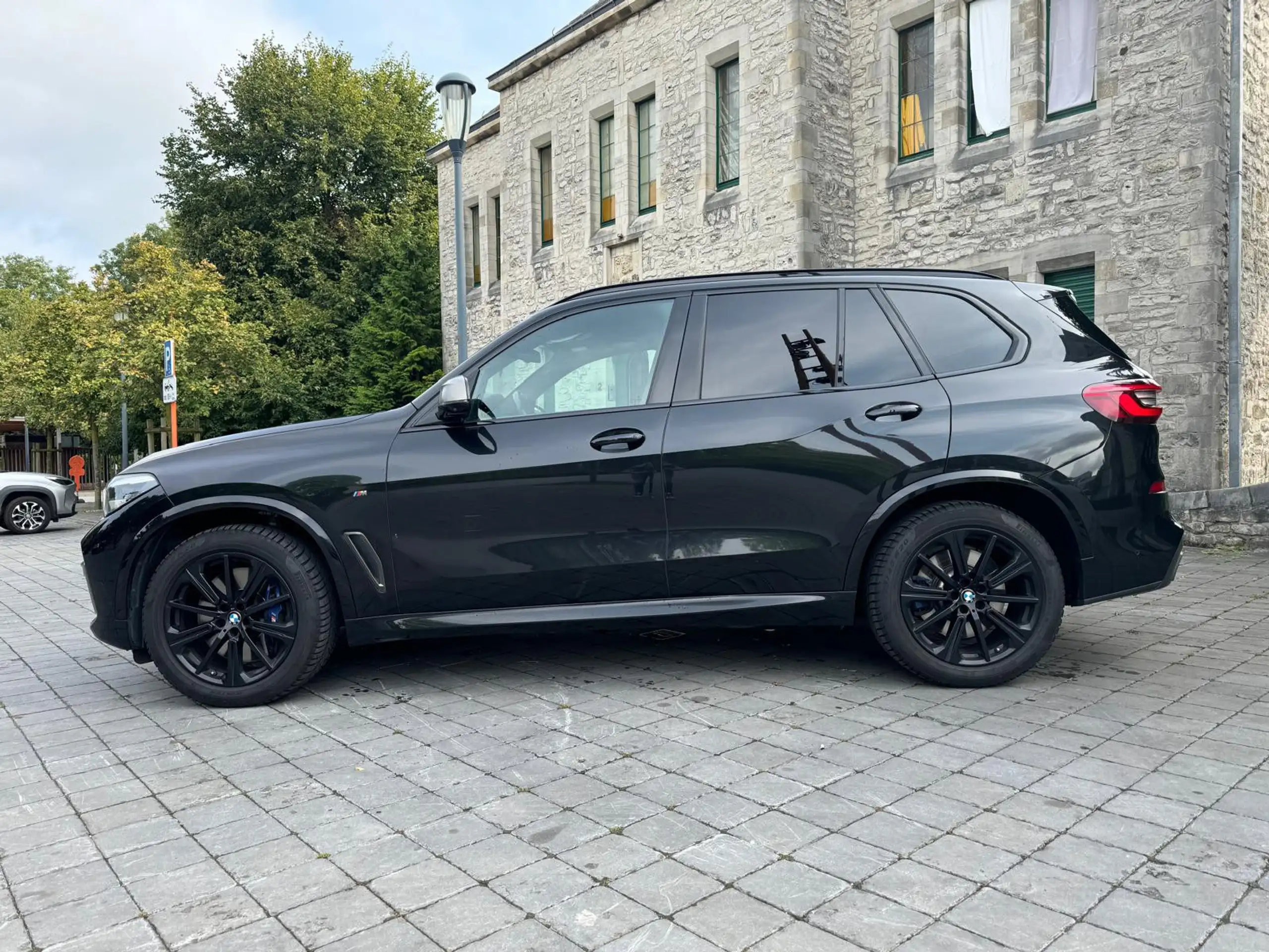 BMW - X5 M