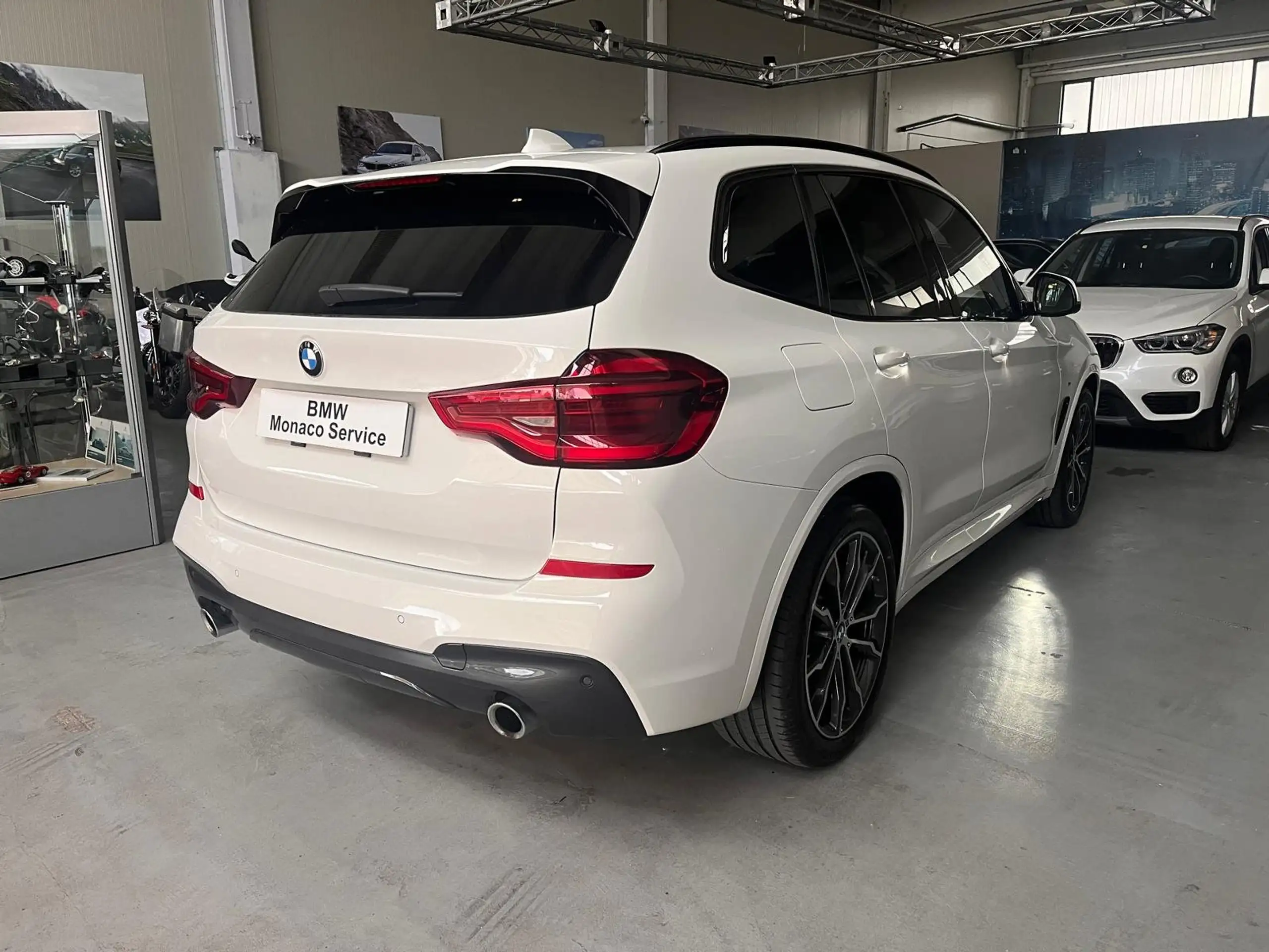 BMW - X3