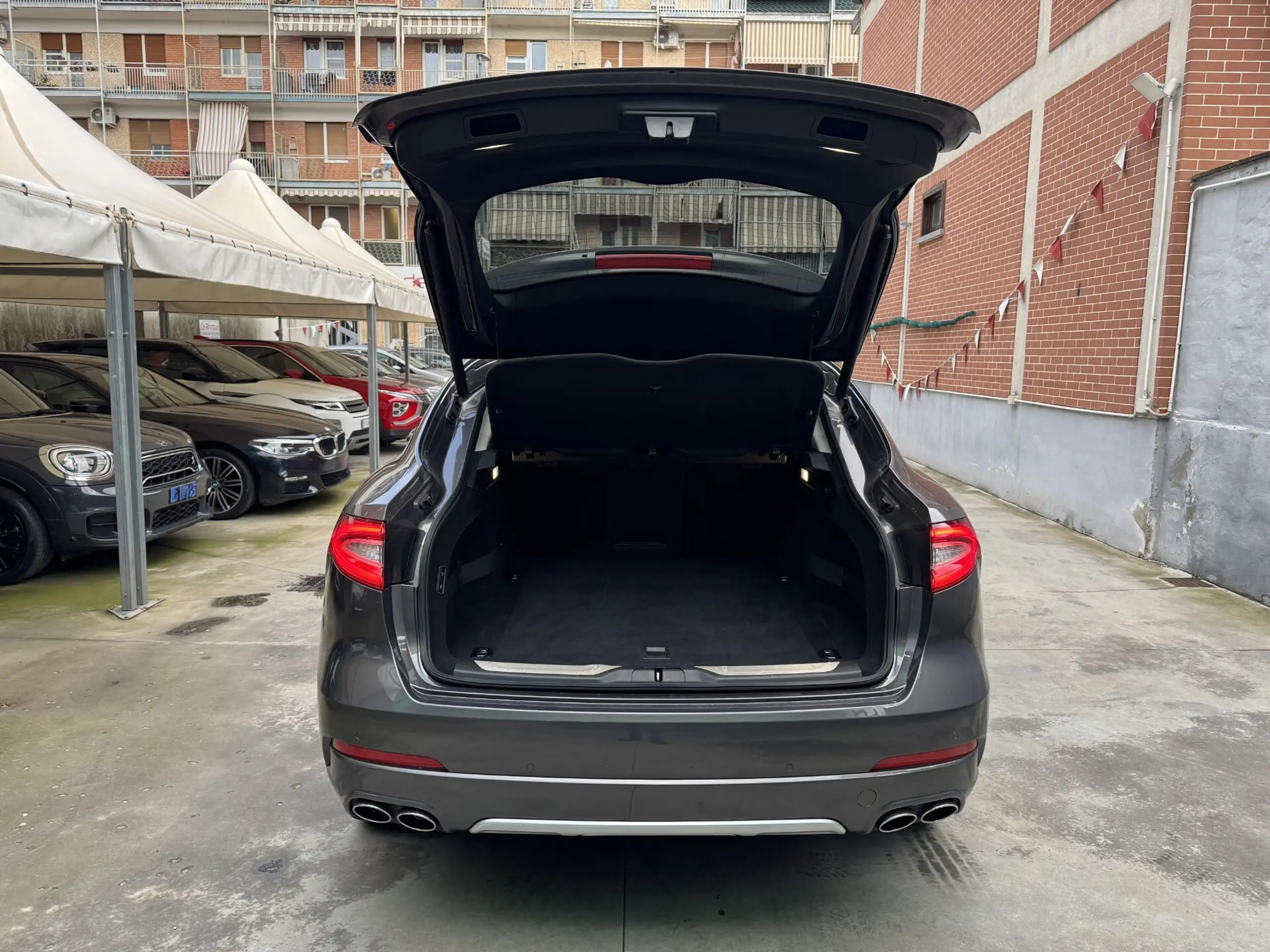 Maserati - Levante