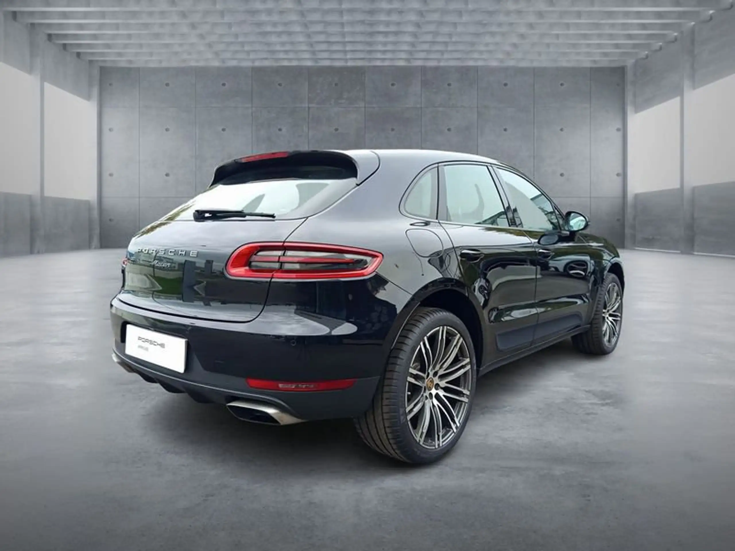 Porsche - Macan