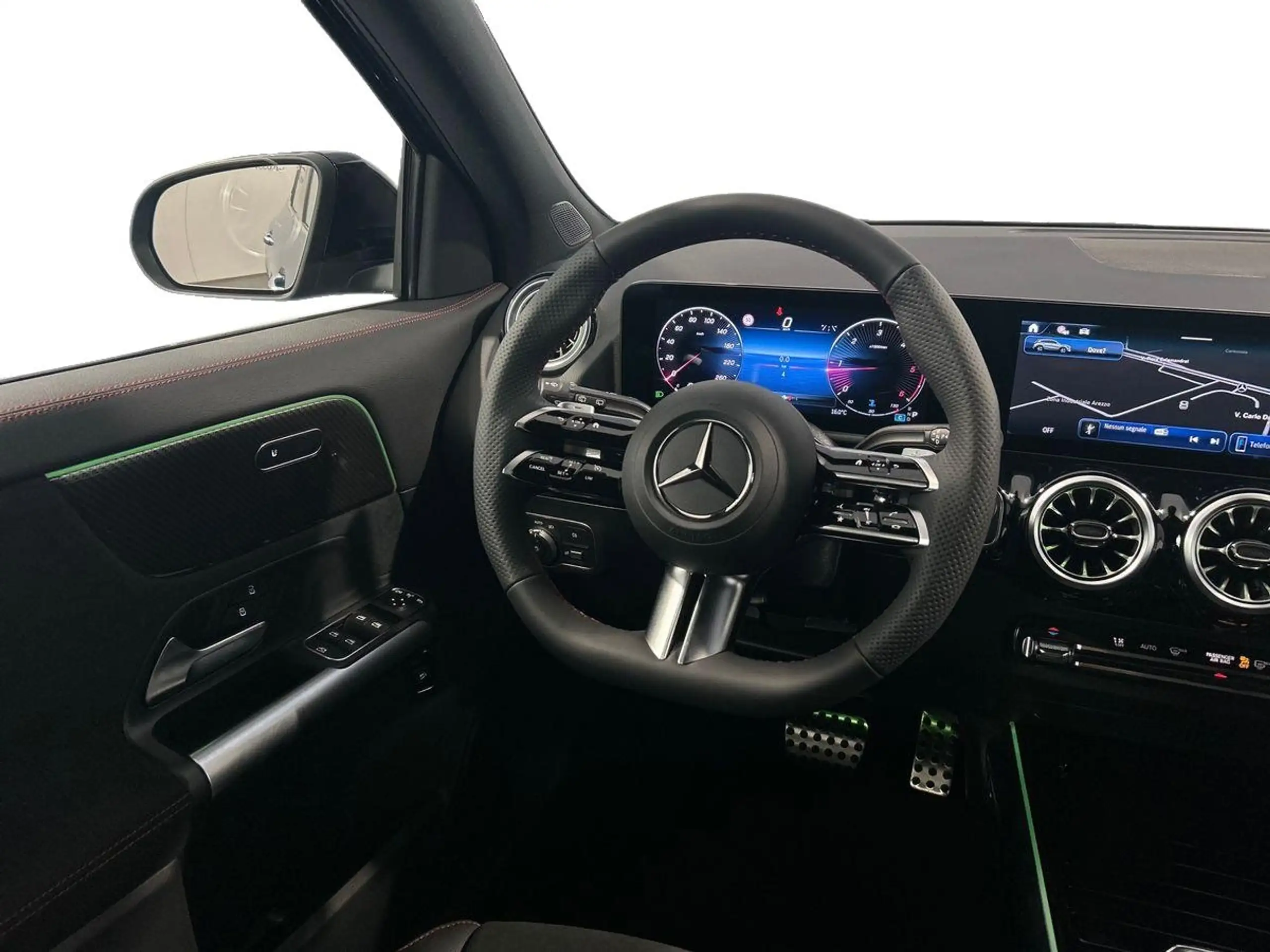 Mercedes-Benz - GLA 180