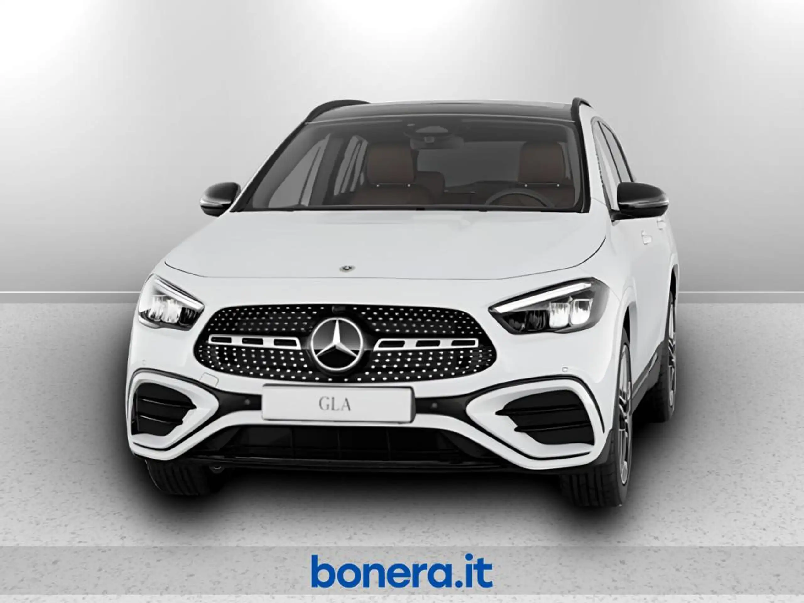 Mercedes-Benz GLA 180 2024