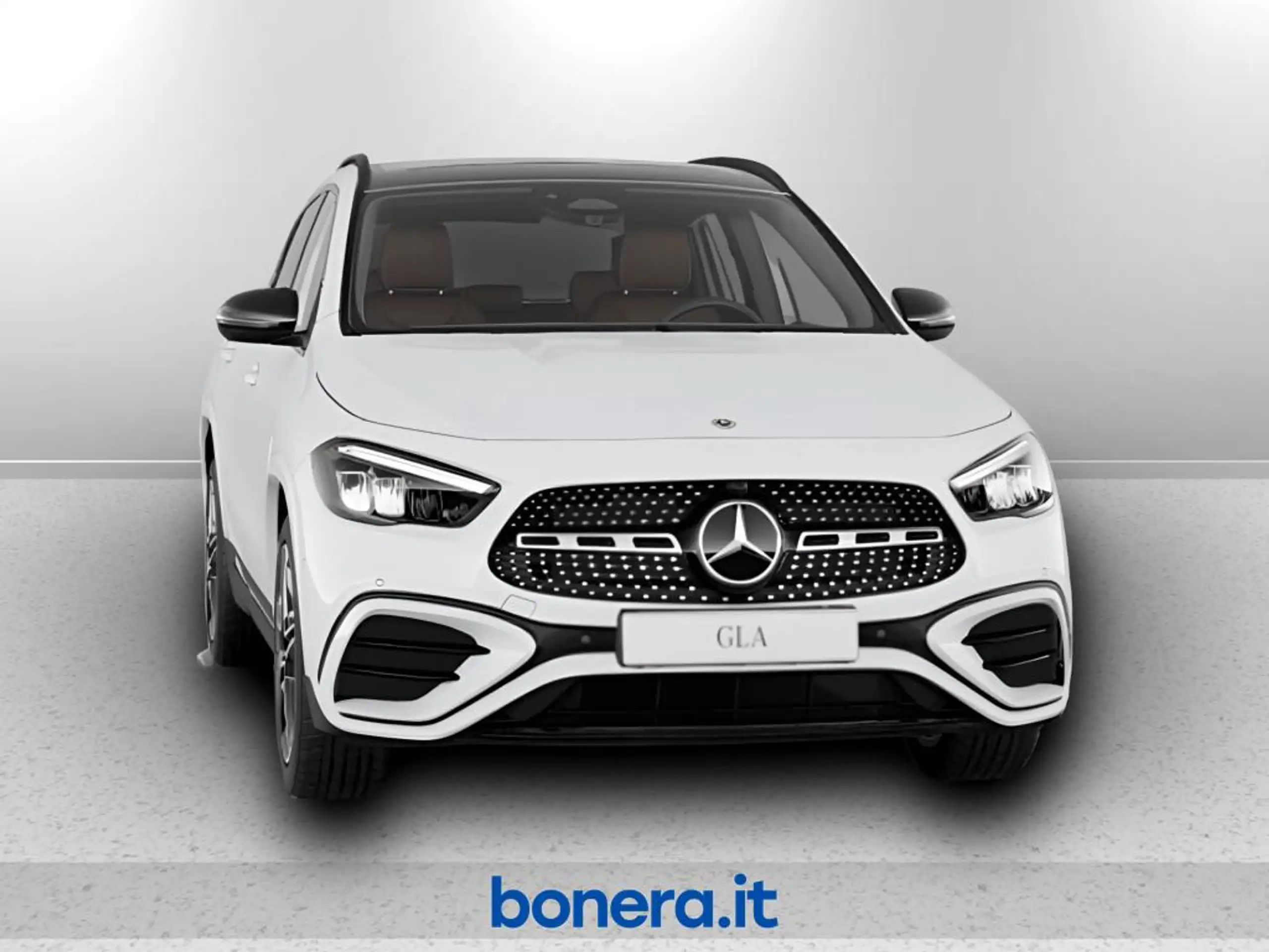 Mercedes-Benz - GLA 180