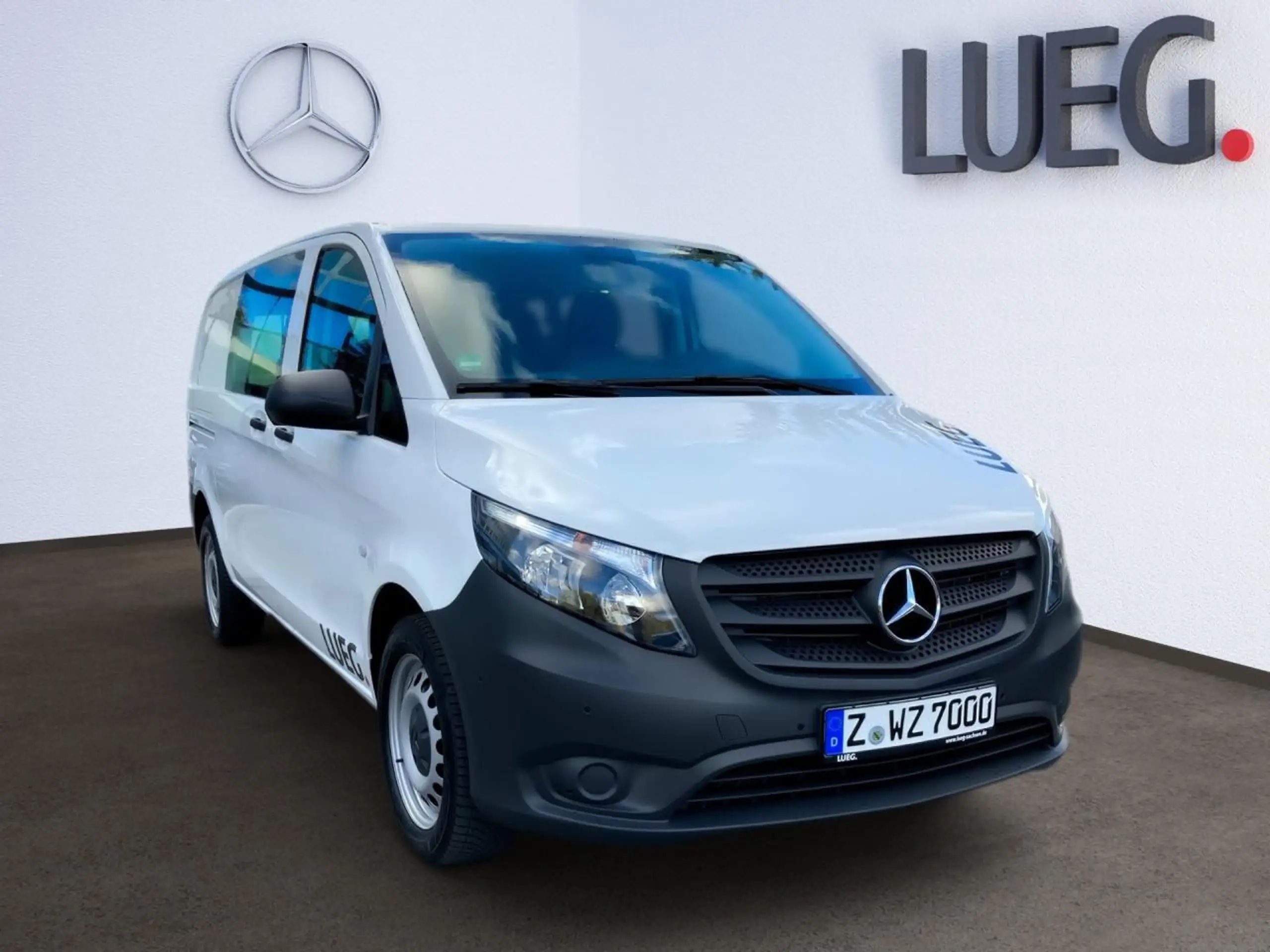 Mercedes-Benz - Vito