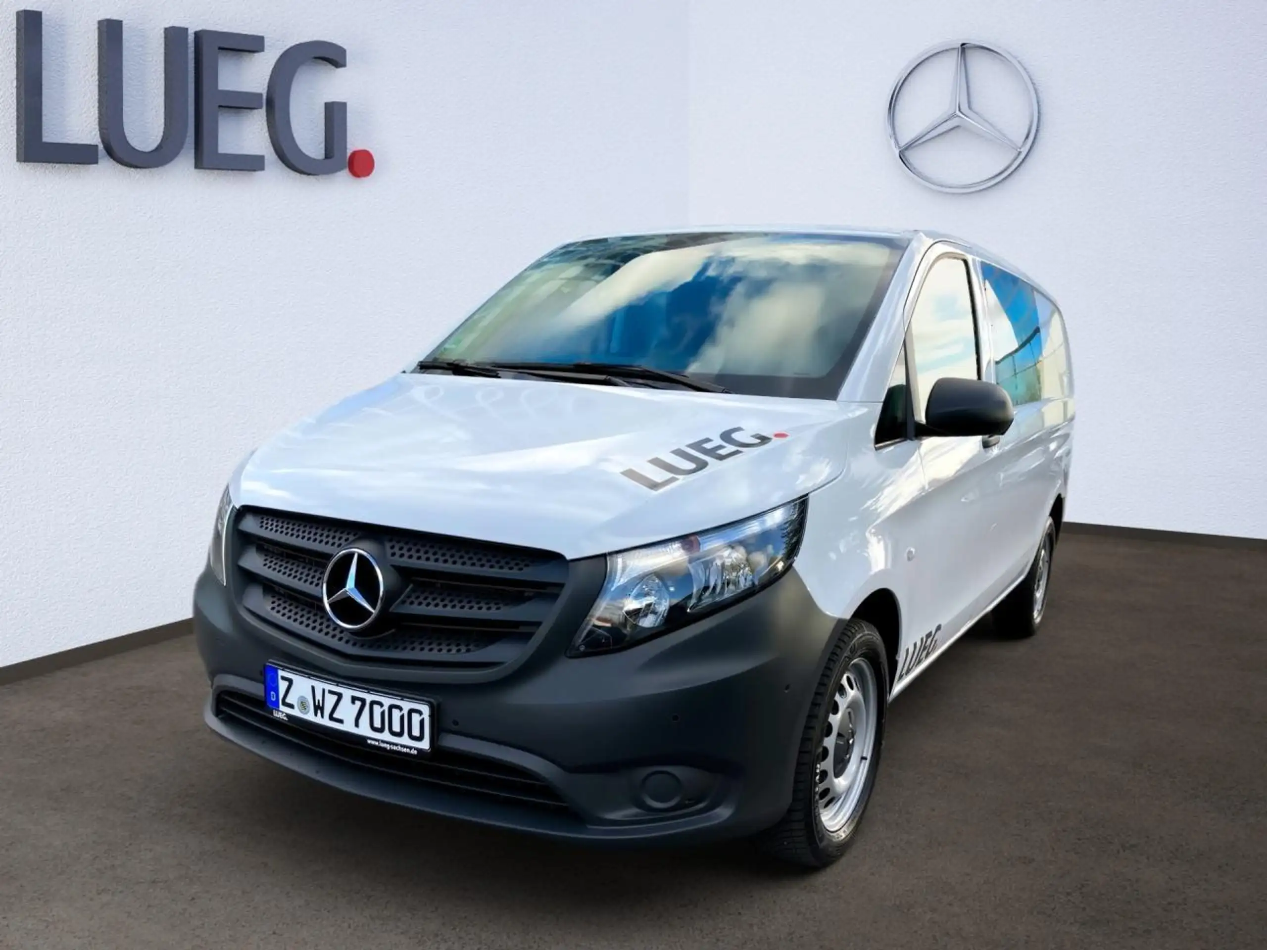 Mercedes-Benz - Vito