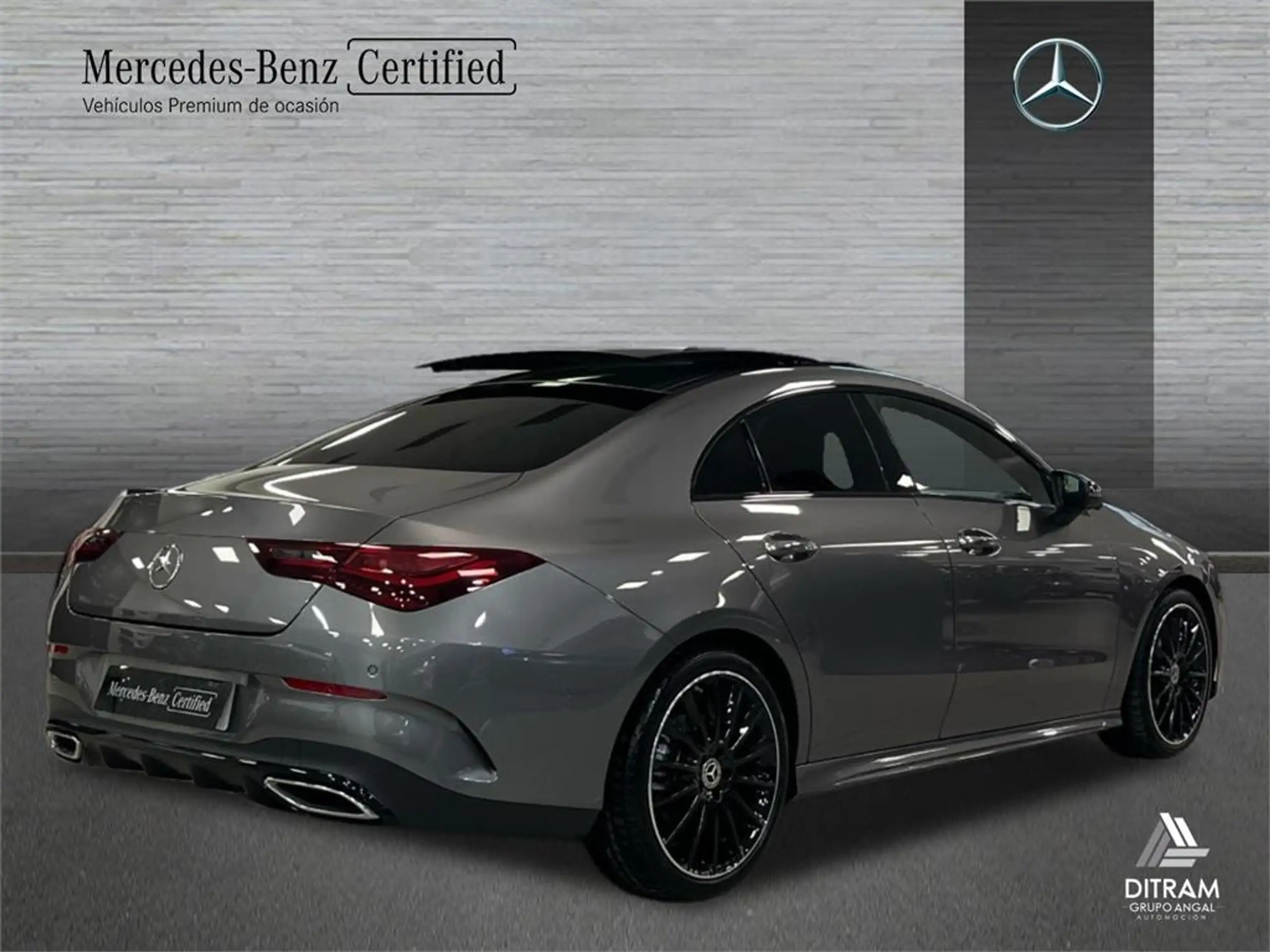 Mercedes-Benz - CLA 220