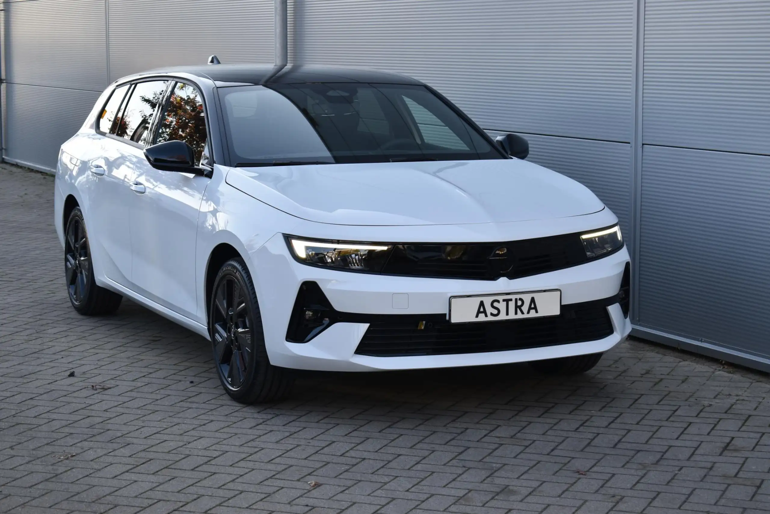 Opel - Astra