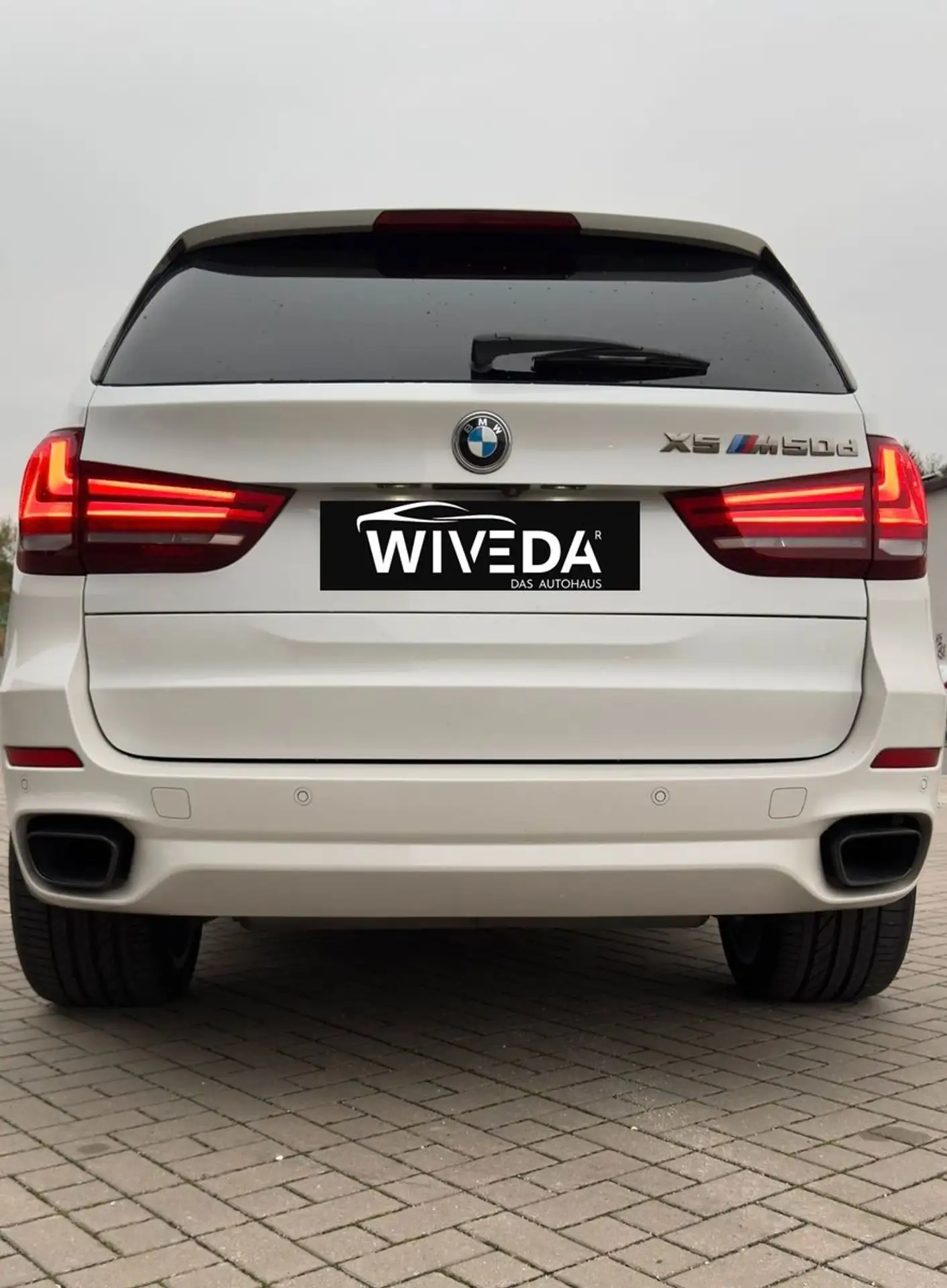 BMW - X5 M