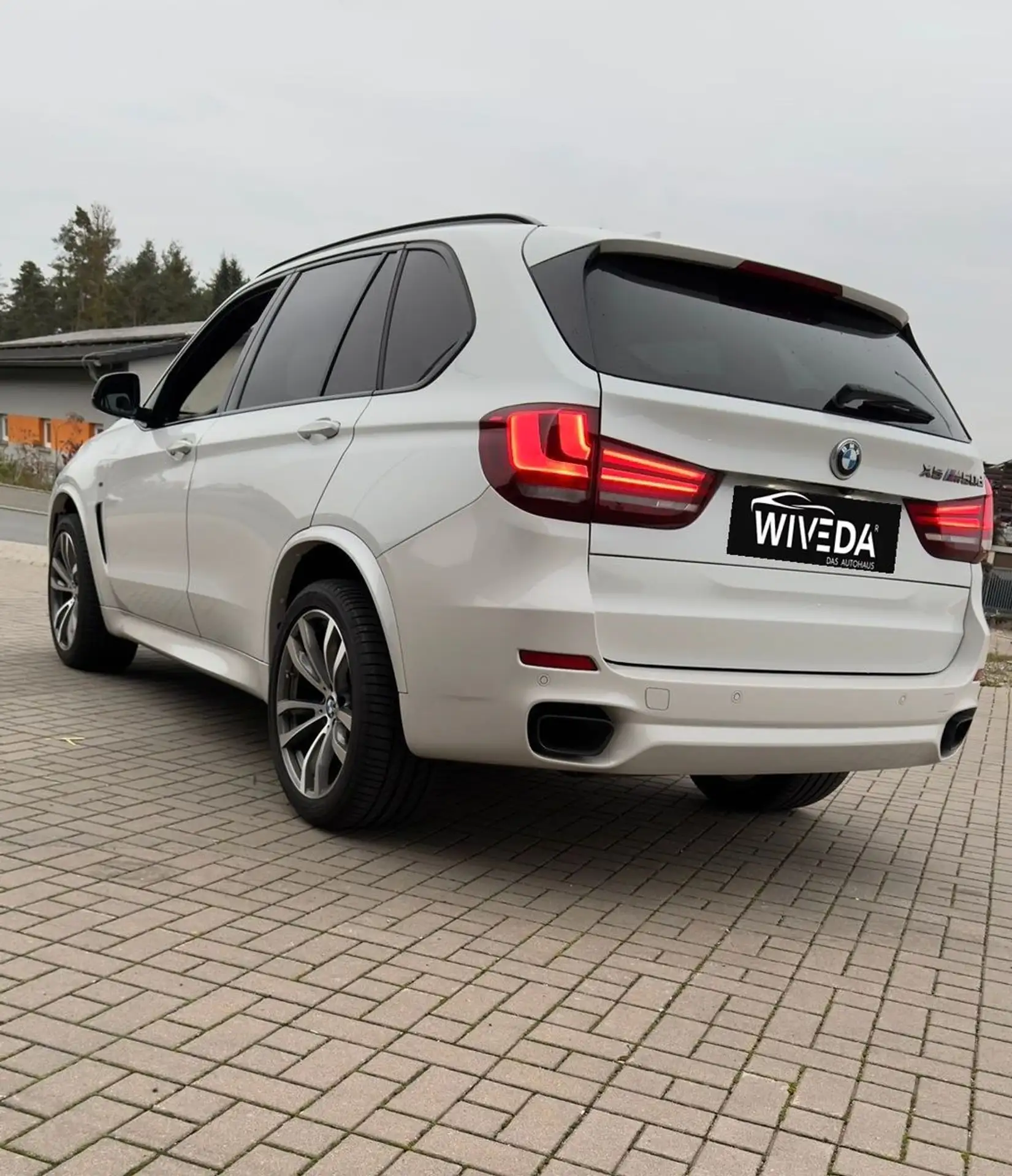 BMW - X5 M